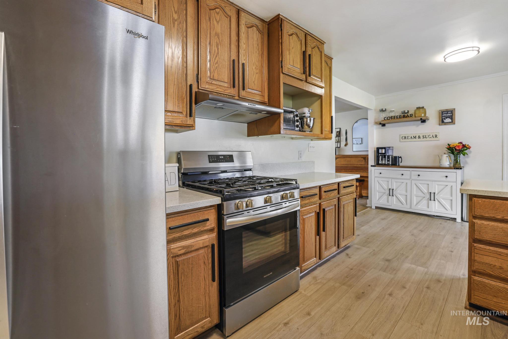 1233 Alder Dr., Twin Falls, Idaho 83301, 4 Bedrooms, 1.5 Bathrooms, Residential For Sale, Price $370,000, 98982015