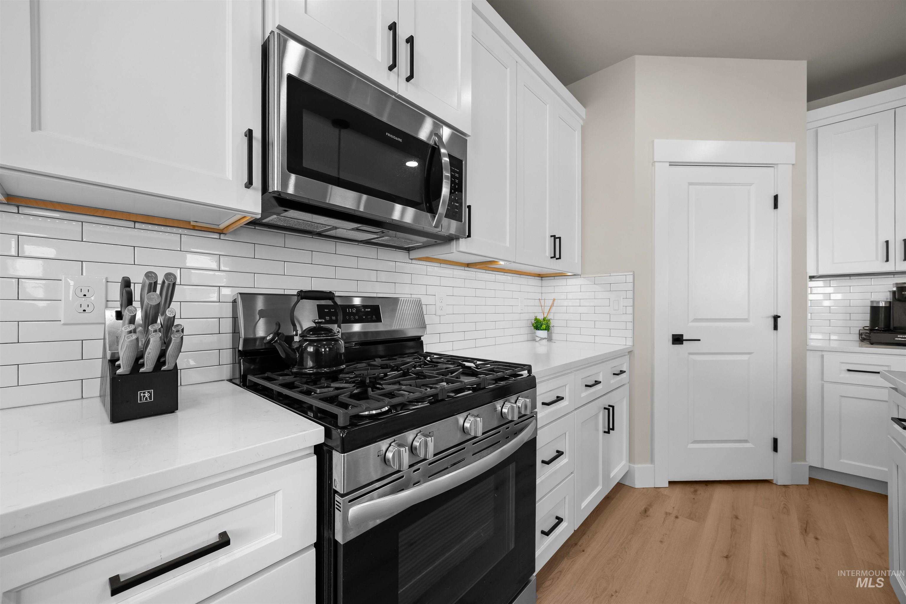 12506 W Rosetta Way, Star, Idaho 83669, 3 Bedrooms, 2.5 Bathrooms, Residential For Sale, Price $515,000, 98982017