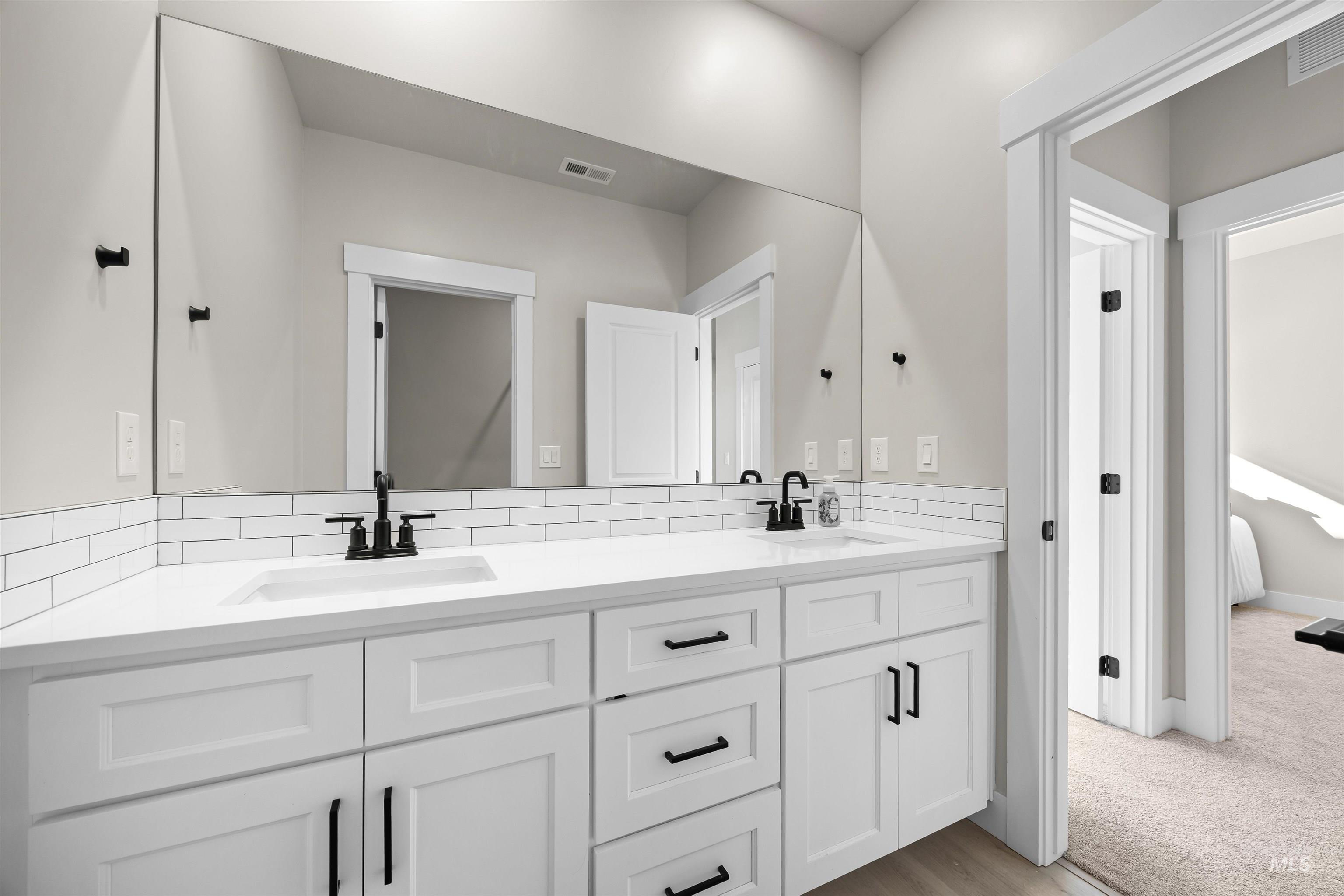 12506 W Rosetta Way, Star, Idaho 83669, 3 Bedrooms, 2.5 Bathrooms, Residential For Sale, Price $515,000, 98982017