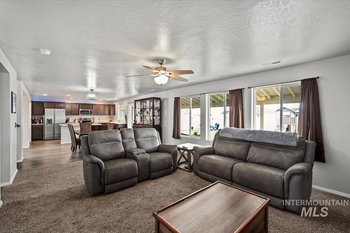 12645 Ironstone Dr, Nampa, Idaho 83651, 4 Bedrooms, 2.5 Bathrooms, Residential For Sale, Price $459,900, 98982020