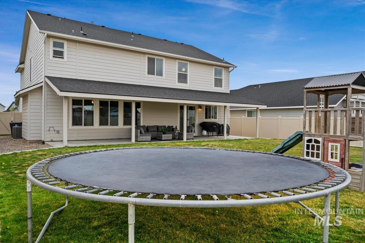 12645 Ironstone Dr, Nampa, Idaho 83651, 4 Bedrooms, 2.5 Bathrooms, Residential For Sale, Price $459,900, 98982020