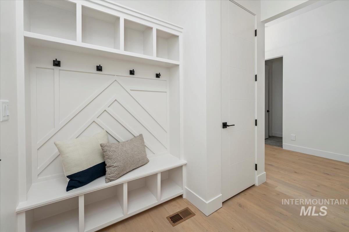 857 W Scoria Ct, Meridian, Idaho 83642, 4 Bedrooms, 2.5 Bathrooms, Residential For Sale, Price $869,900, 98982021