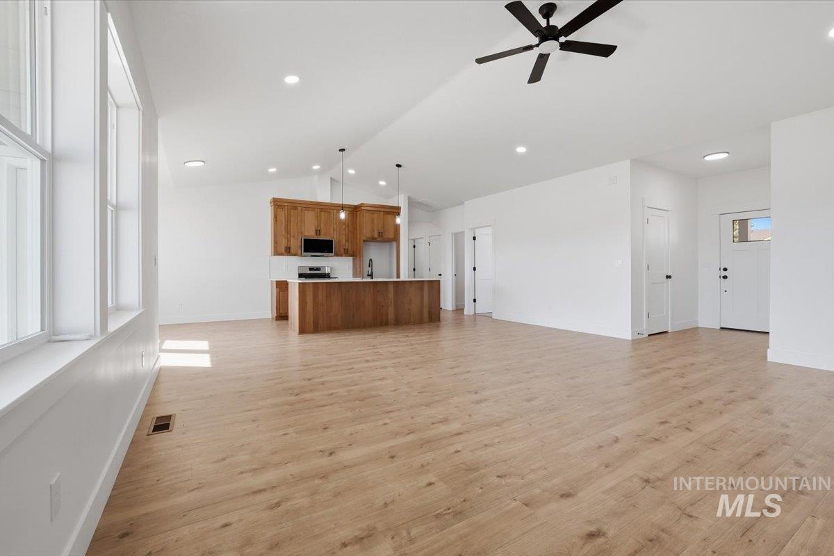 2175 Austin Way, Fruitland, Idaho 83619, 4 Bedrooms, 2 Bathrooms, Residential For Sale, Price $440,000, 98982023