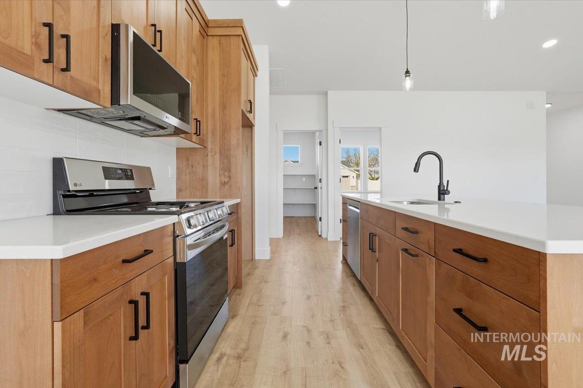 2175 Austin Way, Fruitland, Idaho 83619, 4 Bedrooms, 2 Bathrooms, Residential For Sale, Price $440,000, 98982023