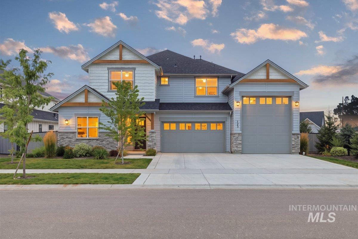 125 S Eagles Roost Way, Eagle, Idaho 83616, 4 Bedrooms, 4.5 Bathrooms, Residential For Sale, Price $1,129,990,MLS 98982025