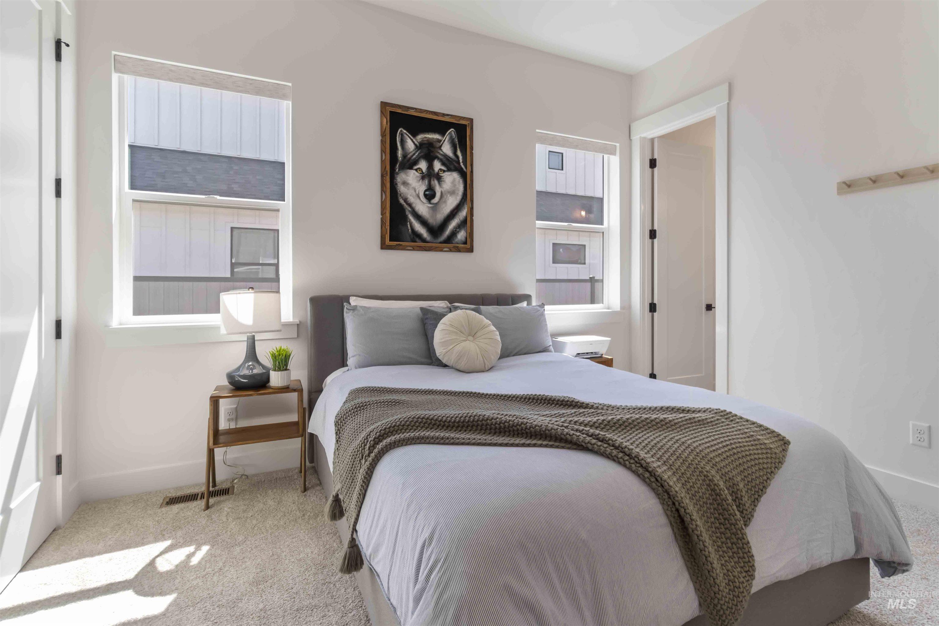 125 S Eagles Roost Way, Eagle, Idaho 83616, 5 Bedrooms, 4.5 Bathrooms, Residential For Sale, Price $1,175,000, 98982025