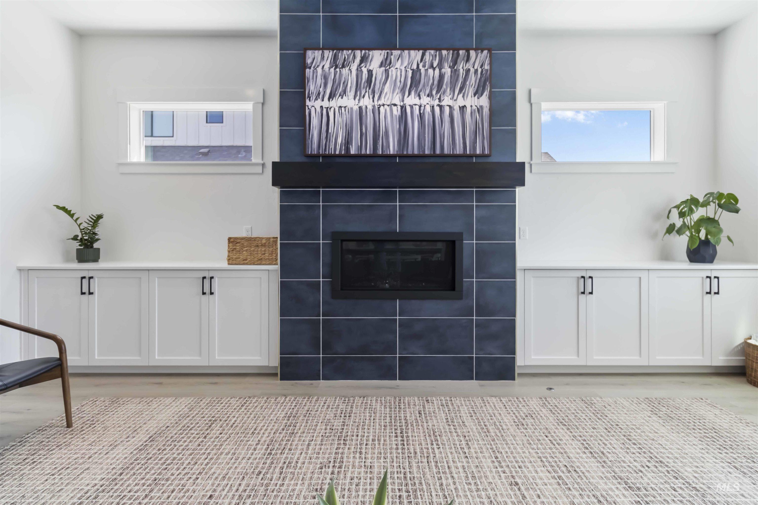 125 S Eagles Roost Way, Eagle, Idaho 83616, 5 Bedrooms, 4.5 Bathrooms, Residential For Sale, Price $1,175,000, 98982025