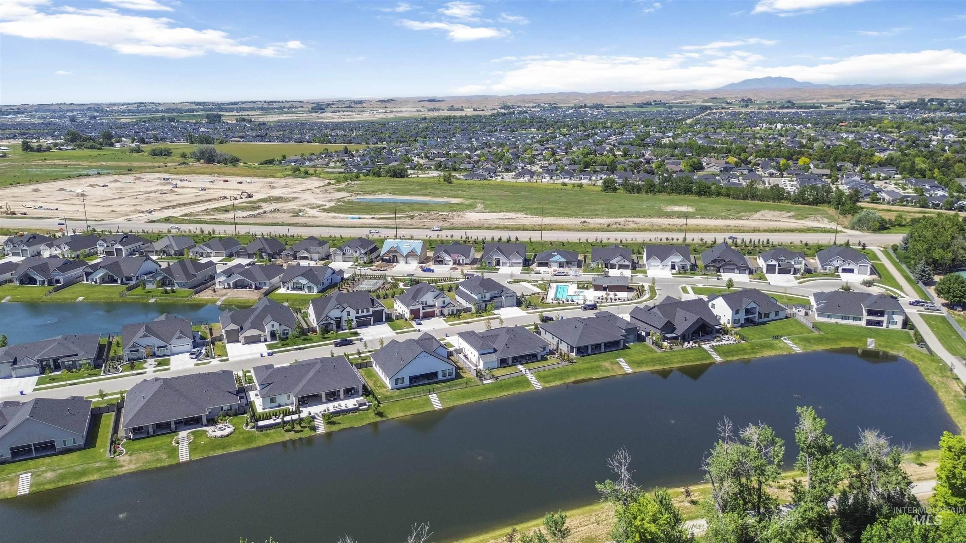 125 S Eagles Roost Way, Eagle, Idaho 83616, 5 Bedrooms, 4.5 Bathrooms, Residential For Sale, Price $1,175,000, 98982025