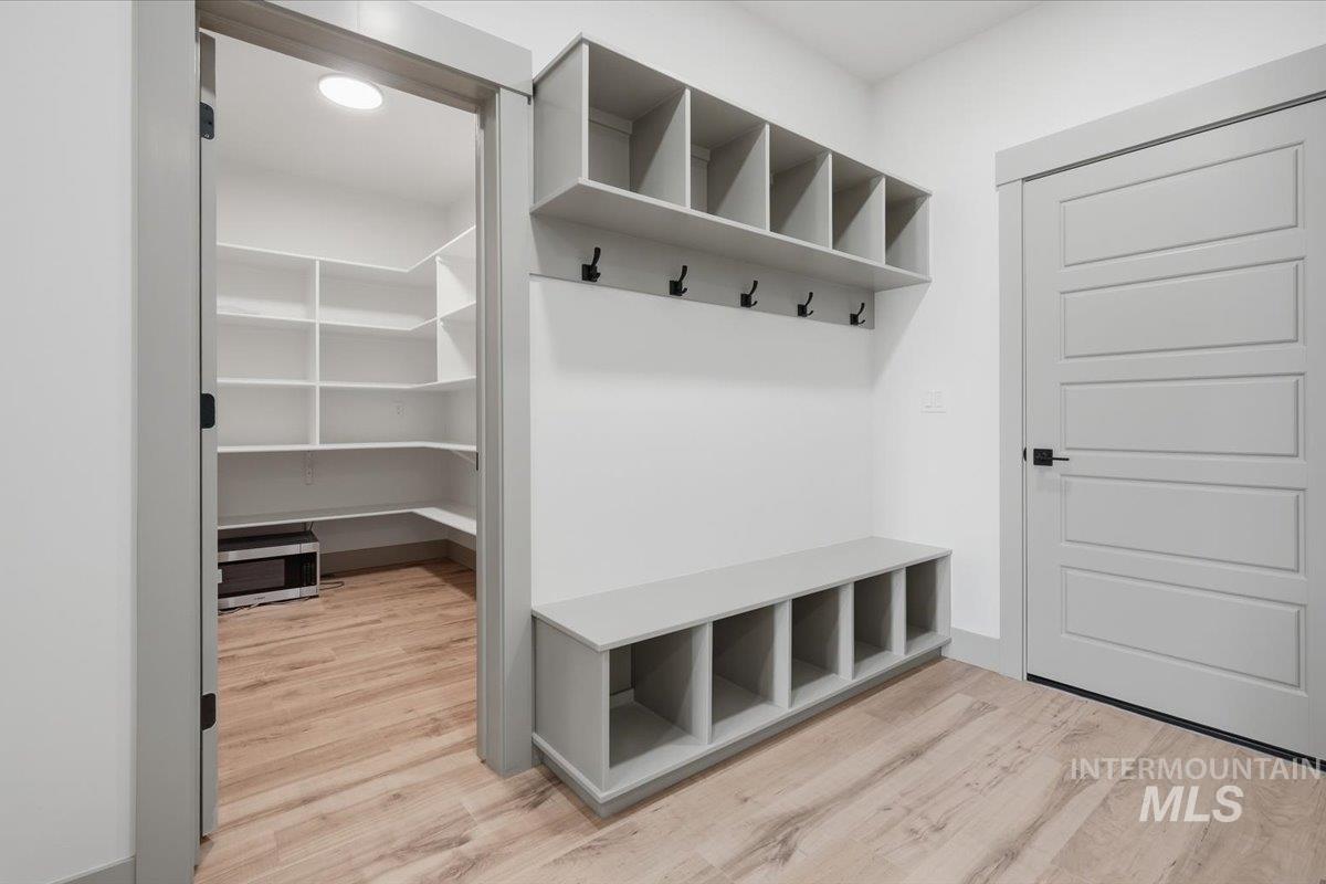 3100 Driftwood, Payette, Idaho 83619, 4 Bedrooms, 2.5 Bathrooms, Residential For Sale, Price $435,000, 98982026