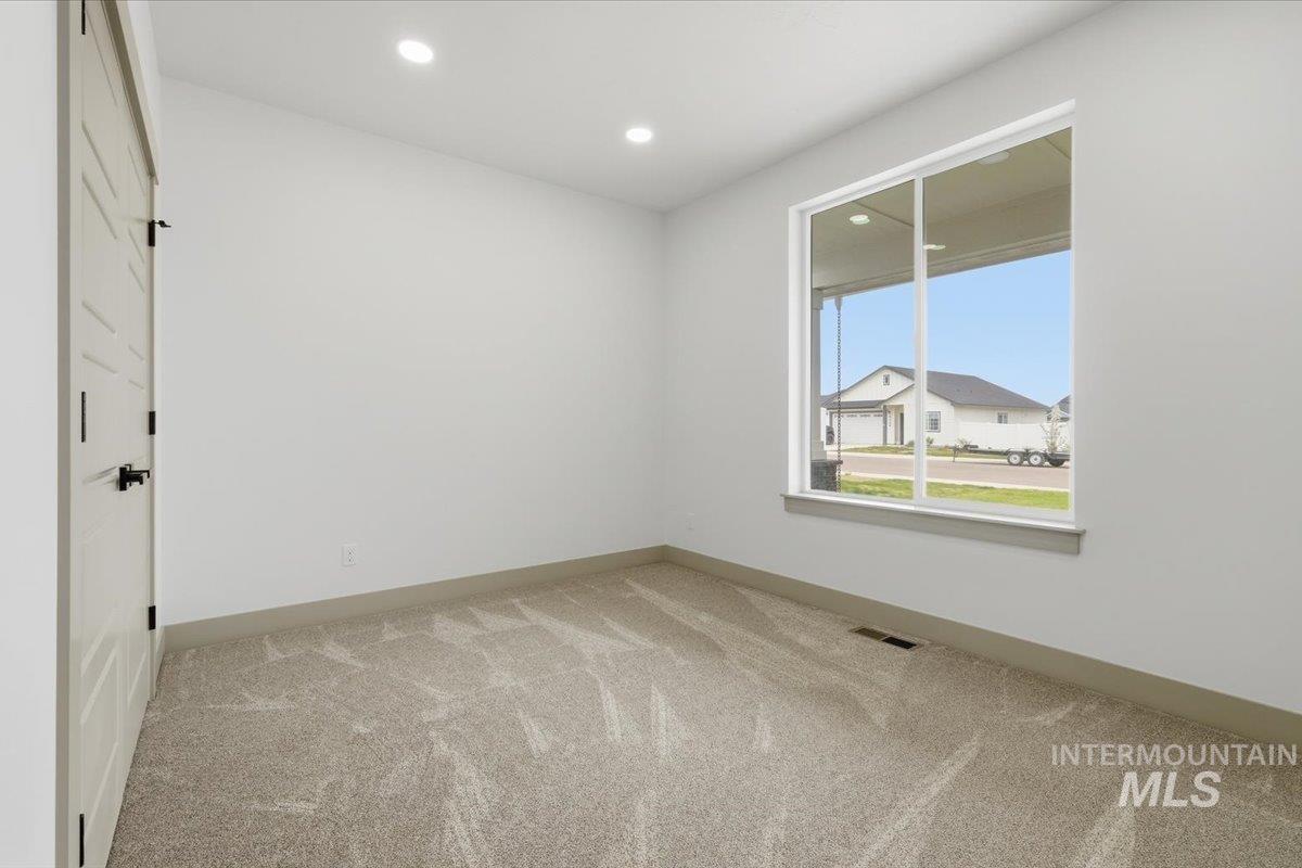 3100 Driftwood, Payette, Idaho 83619, 4 Bedrooms, 2.5 Bathrooms, Residential For Sale, Price $435,000, 98982026