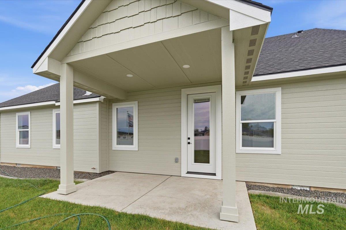 3100 Driftwood, Payette, Idaho 83619, 4 Bedrooms, 2.5 Bathrooms, Residential For Sale, Price $435,000, 98982026