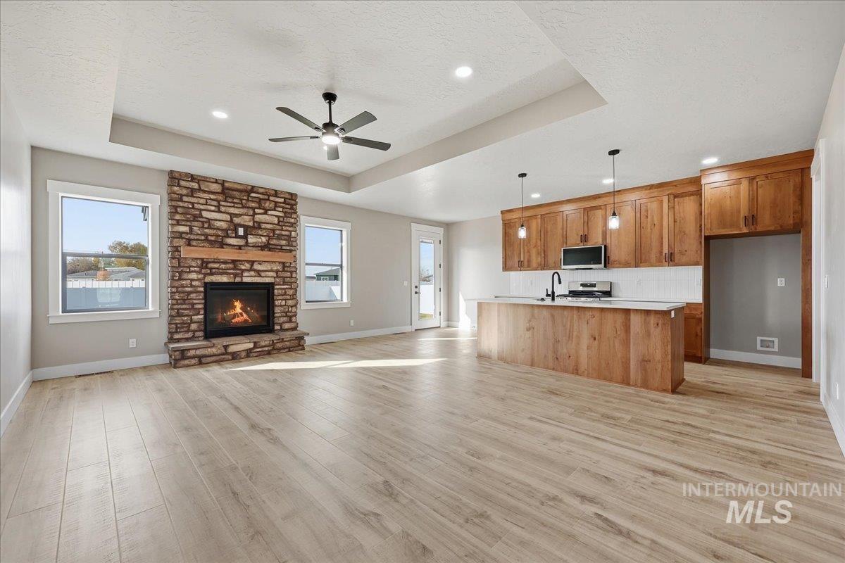 3020 Driftwood, Payette, Idaho 83619, 4 Bedrooms, 2.5 Bathrooms, Residential For Sale, Price $435,000, 98982027