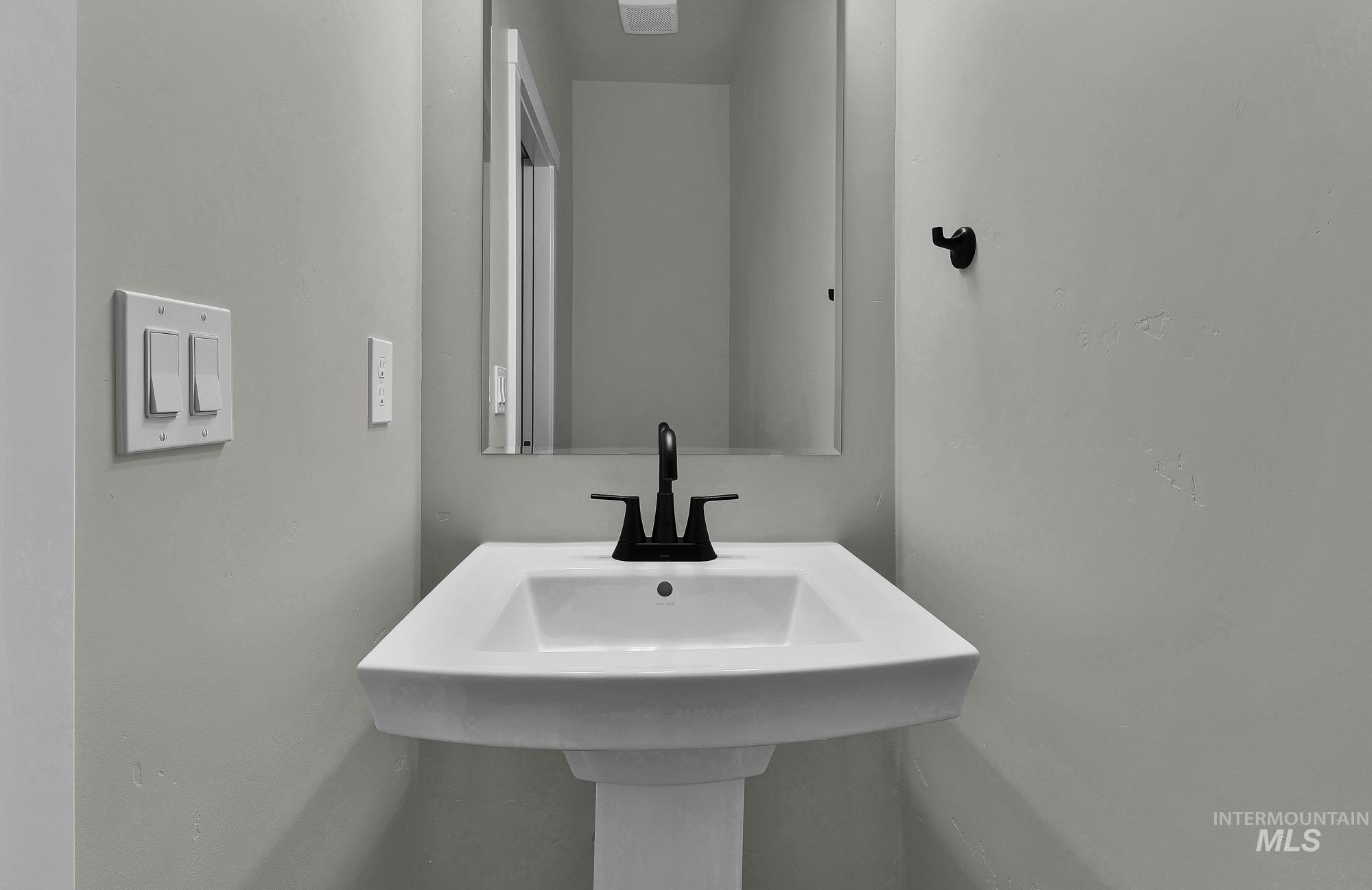 406 N Fritts Ave, Meridian, Idaho 83642, 3 Bedrooms, 2.5 Bathrooms, Residential For Sale, Price $399,900, 98982029