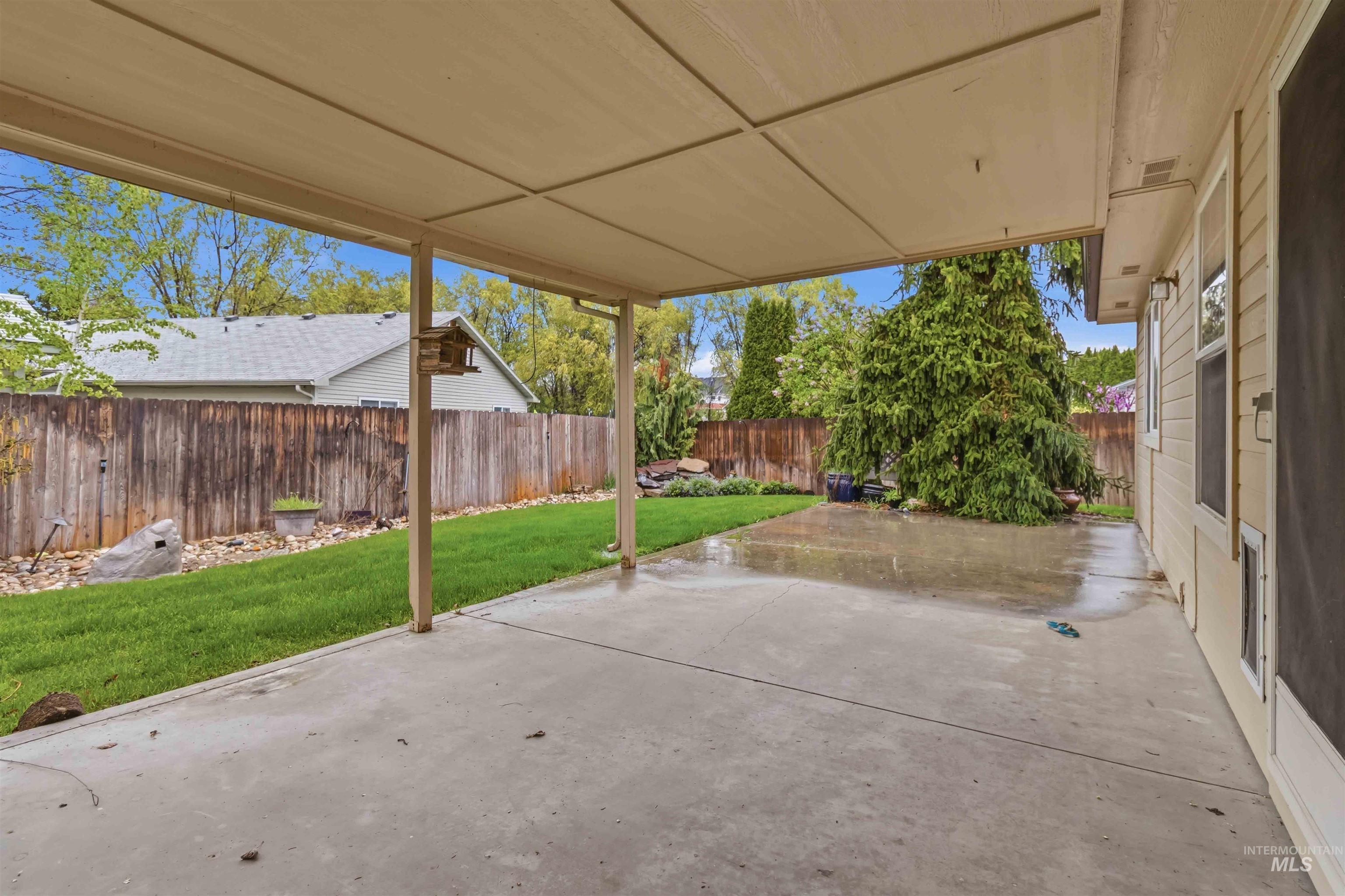 1228 E Maine Ave, Nampa, Idaho 83686, 3 Bedrooms, 2 Bathrooms, Residential For Sale, Price $367,000, 98982030