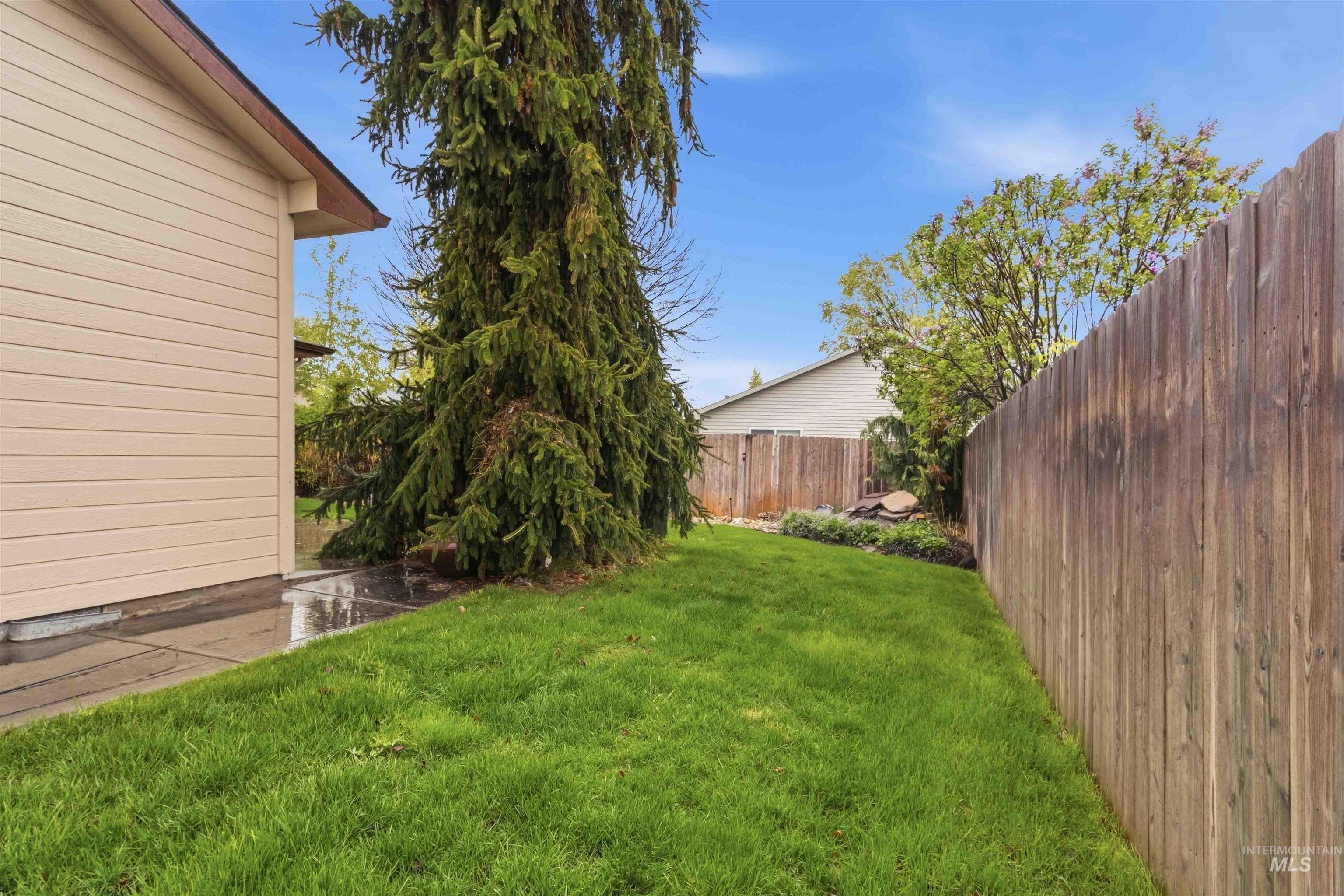 1228 E Maine Ave, Nampa, Idaho 83686, 3 Bedrooms, 2 Bathrooms, Residential For Sale, Price $367,000, 98982030