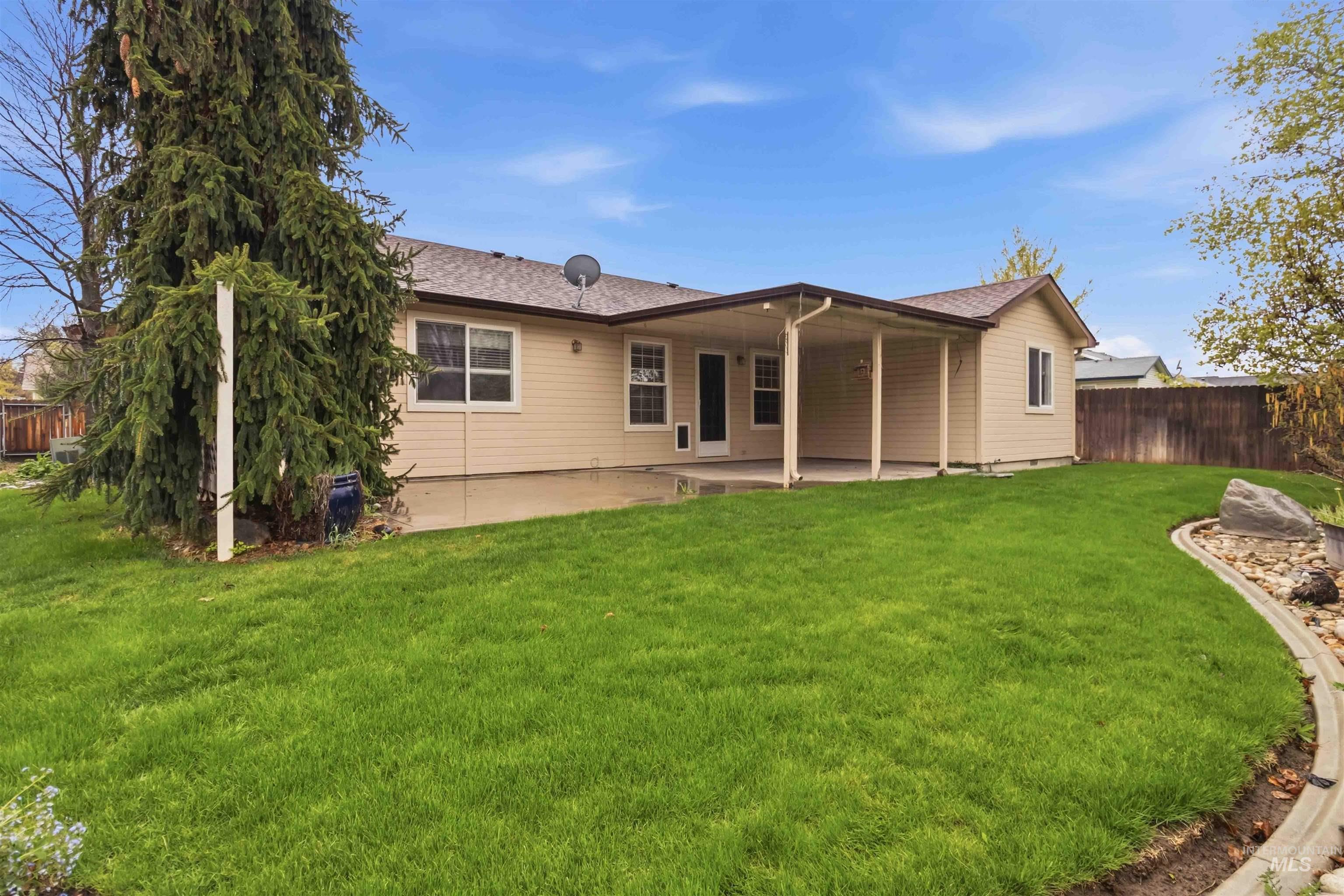 1228 E Maine Ave, Nampa, Idaho 83686, 3 Bedrooms, 2 Bathrooms, Residential For Sale, Price $367,000, 98982030