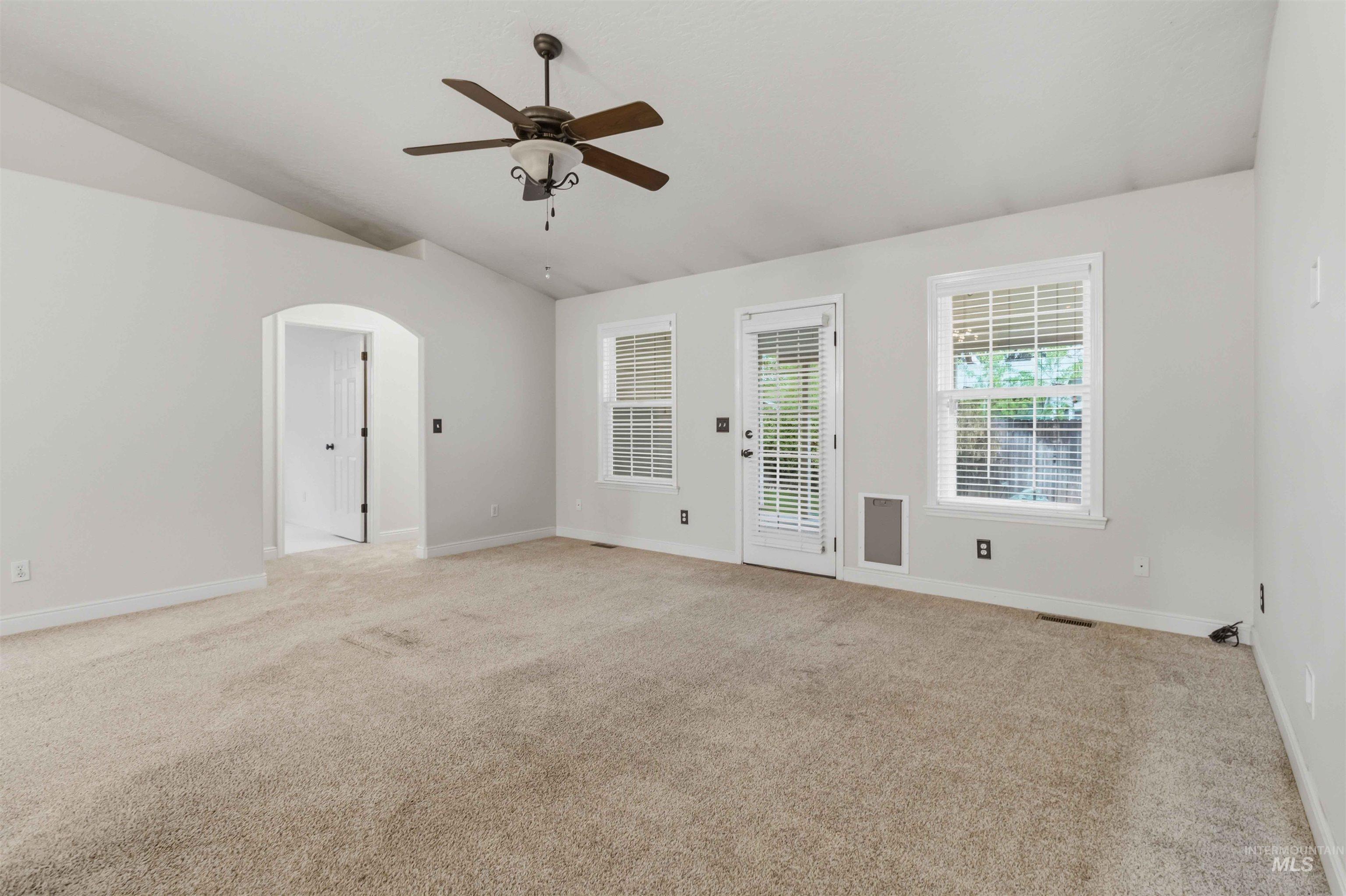 1228 E Maine Ave, Nampa, Idaho 83686, 3 Bedrooms, 2 Bathrooms, Residential For Sale, Price $367,000, 98982030