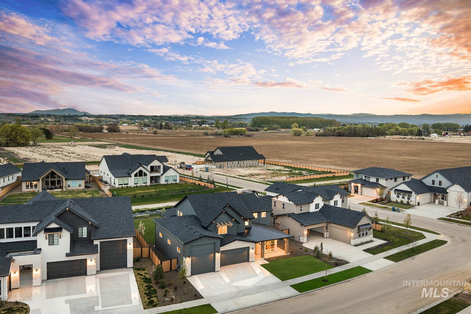 6792 Saddle Bred Way, Star, Idaho 83669, 5 Bedrooms, 4 Bathrooms, Residential For Sale, Price $1,116,443, 98982031