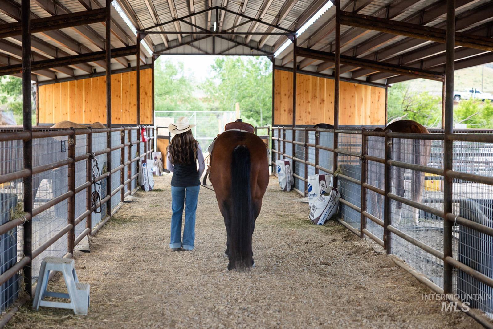 6792 Saddle Bred Way, Star, Idaho 83669, 5 Bedrooms, 4 Bathrooms, Residential For Sale, Price $1,116,443, 98982031