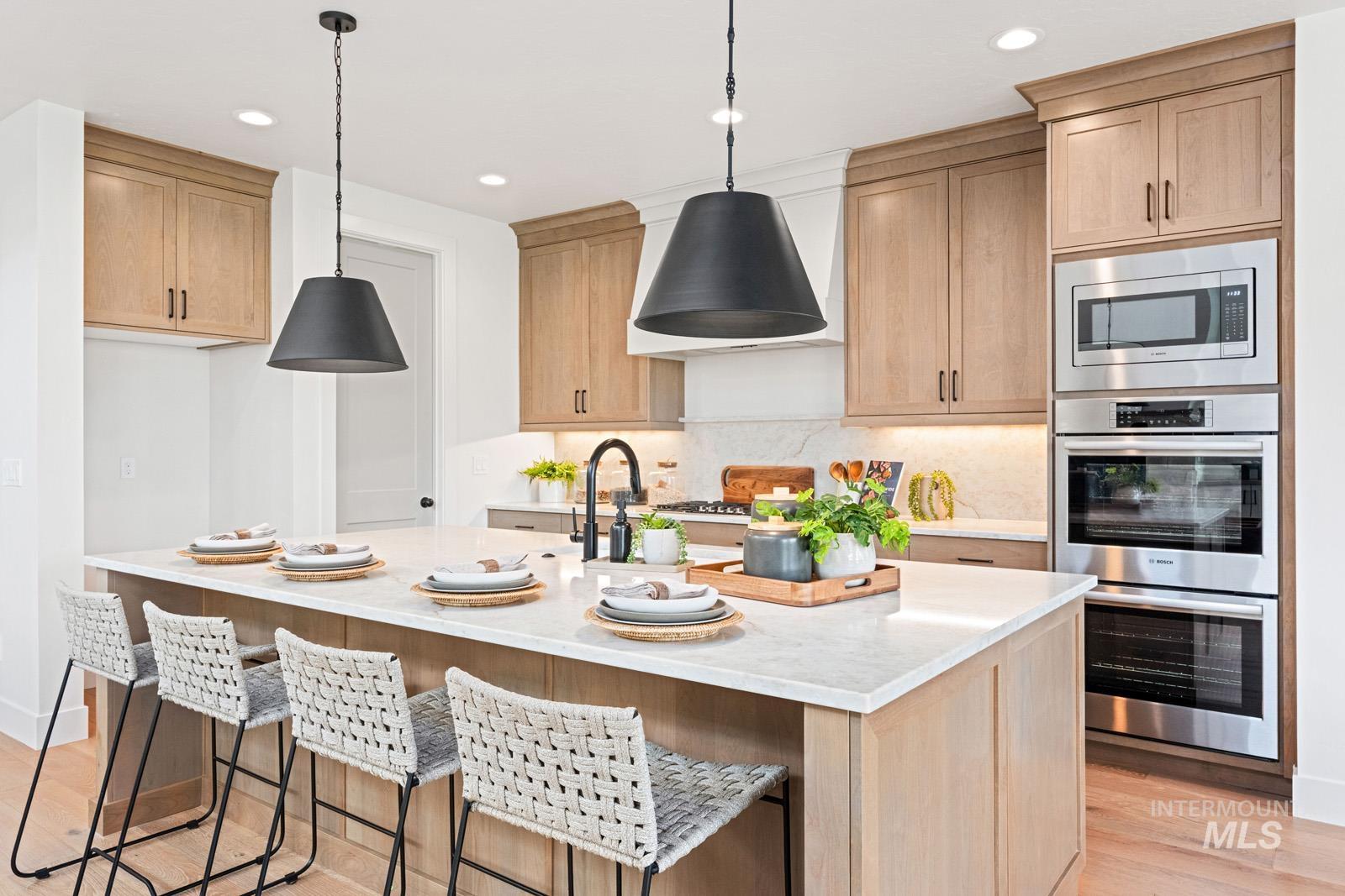 6792 Saddle Bred Way, Star, Idaho 83669, 5 Bedrooms, 4 Bathrooms, Residential For Sale, Price $1,116,443, 98982031