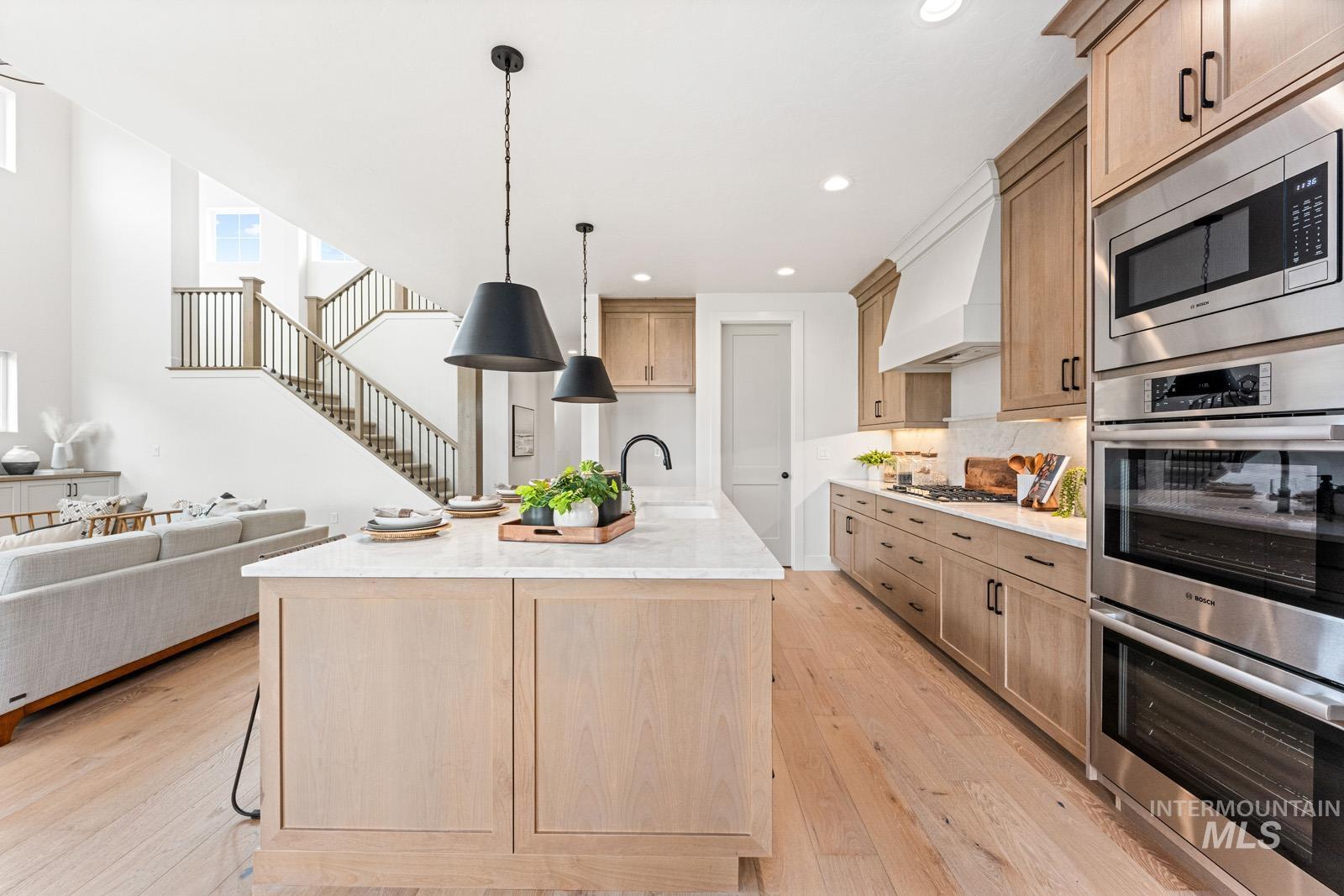 6792 Saddle Bred Way, Star, Idaho 83669, 5 Bedrooms, 4 Bathrooms, Residential For Sale, Price $1,116,443, 98982031