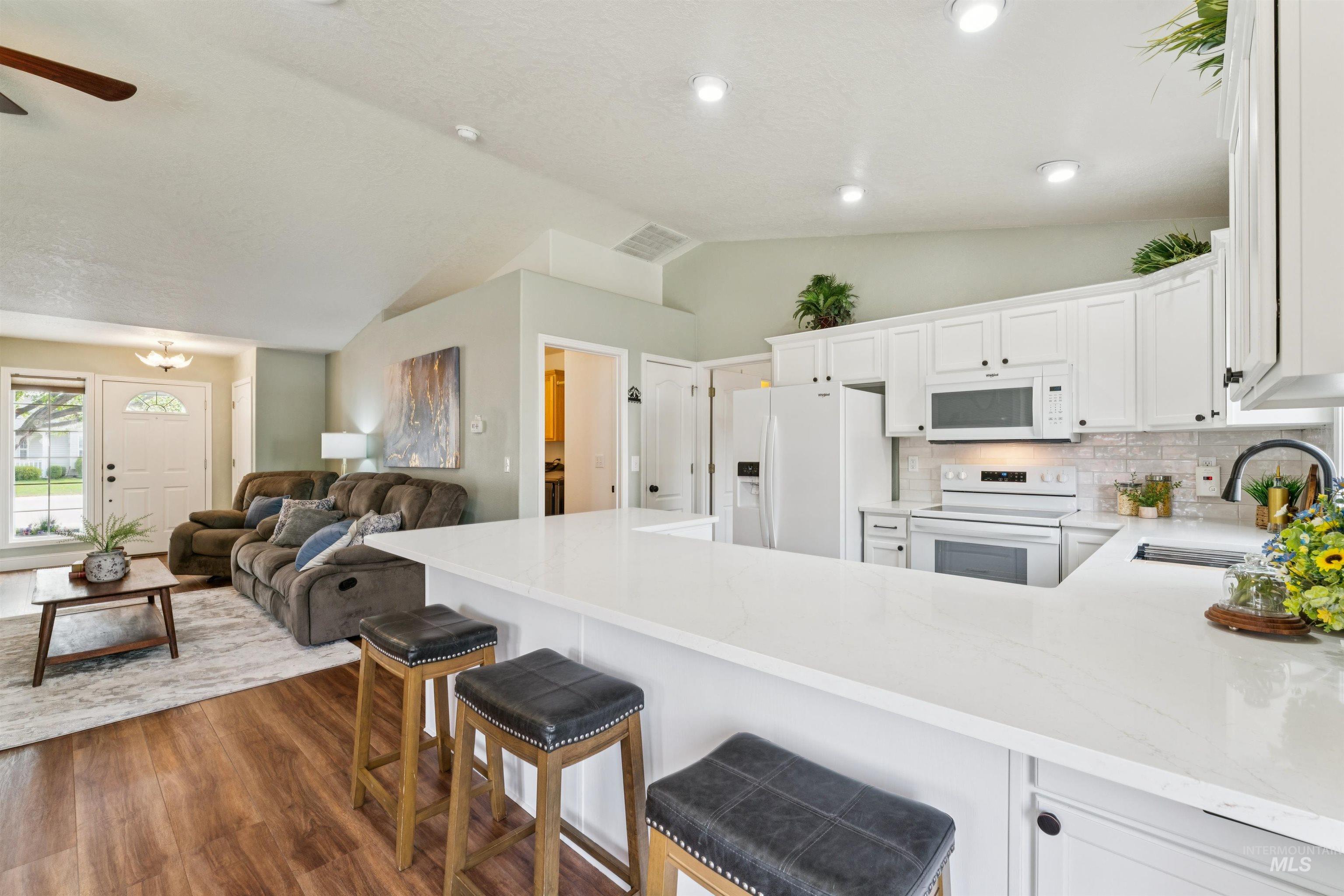 9252 W Calico Street, Boise, Idaho 83709, 3 Bedrooms, 2 Bathrooms, Residential For Sale, Price $450,000, 98982032