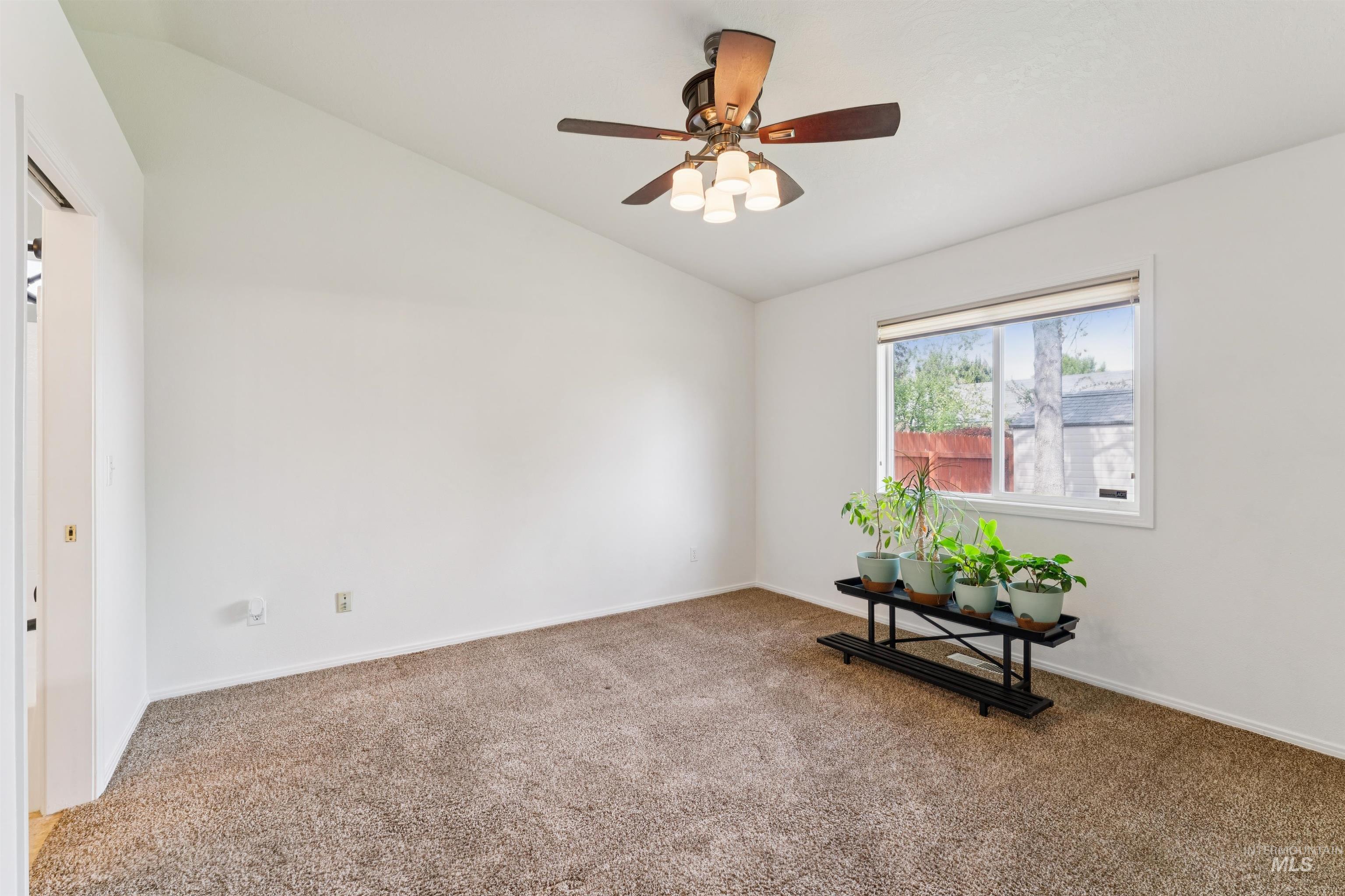 9252 W Calico Street, Boise, Idaho 83709, 3 Bedrooms, 2 Bathrooms, Residential For Sale, Price $450,000, 98982032