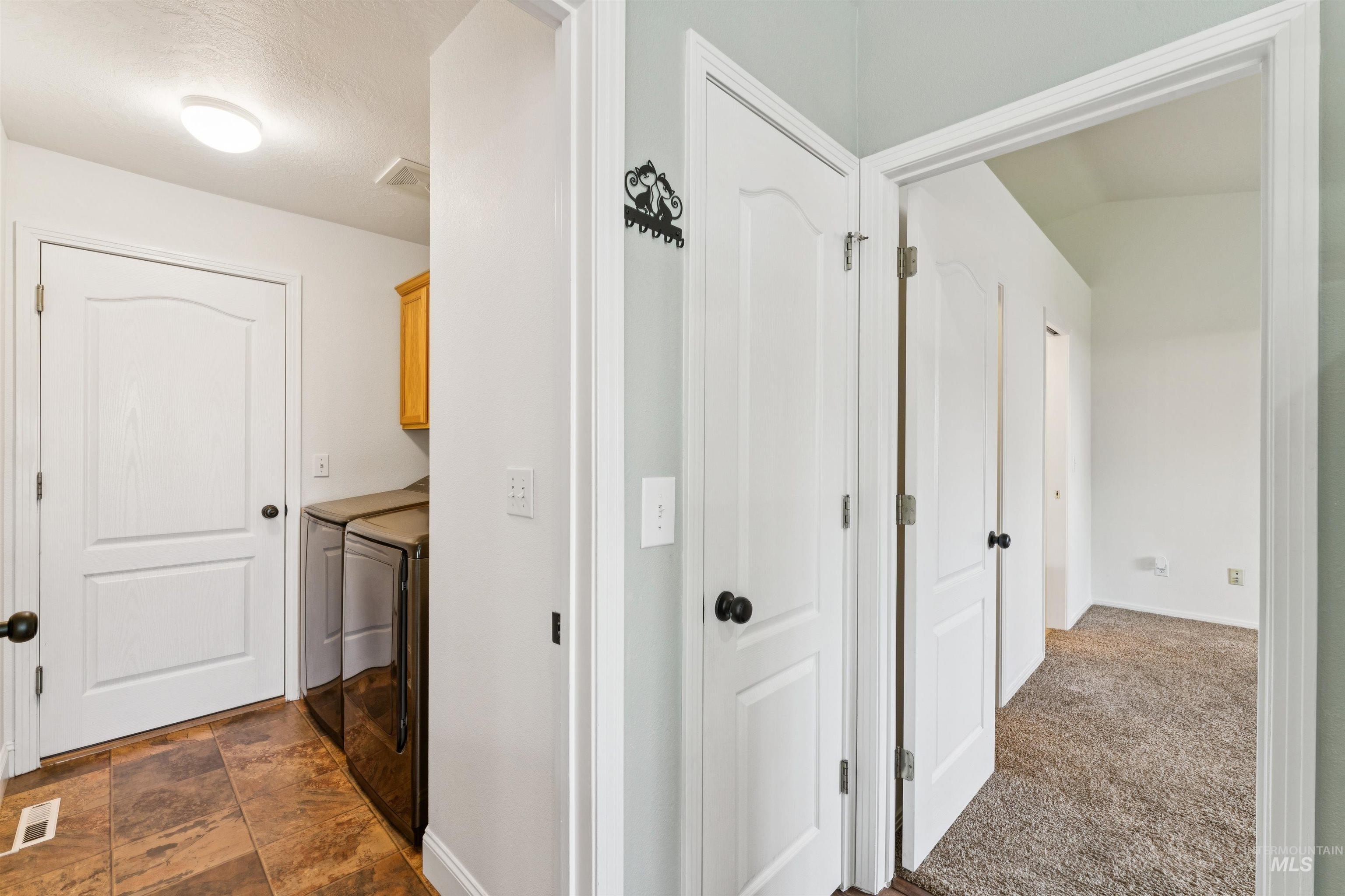 9252 W Calico Street, Boise, Idaho 83709, 3 Bedrooms, 2 Bathrooms, Residential For Sale, Price $450,000, 98982032