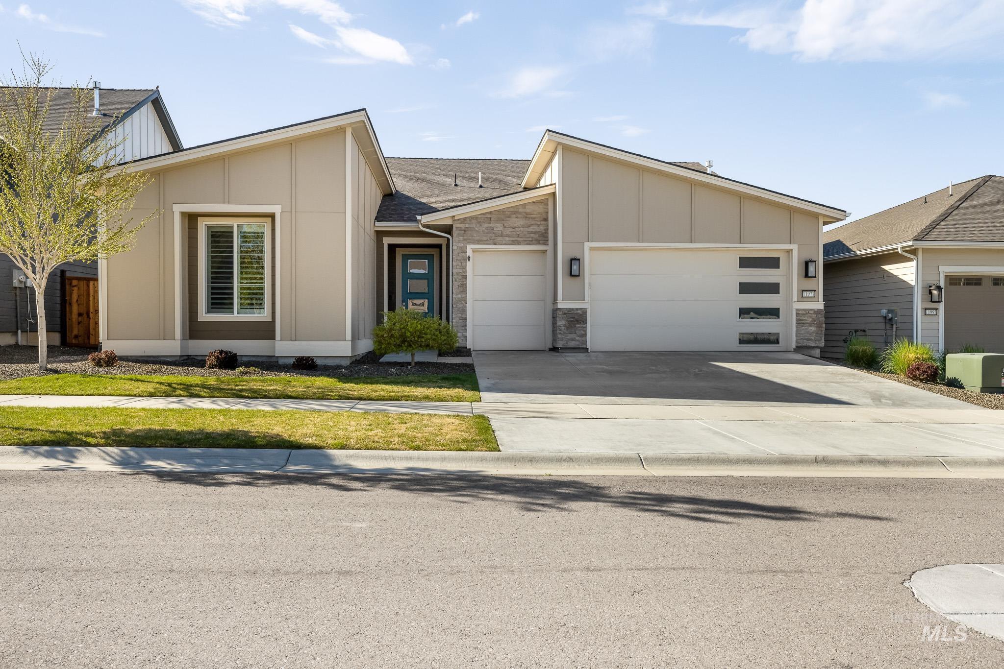 11977 W Bravery Ln, Kuna, Idaho 83634, 3 Bedrooms, 3 Bathrooms, Residential For Sale, Price $695,000, 98982033