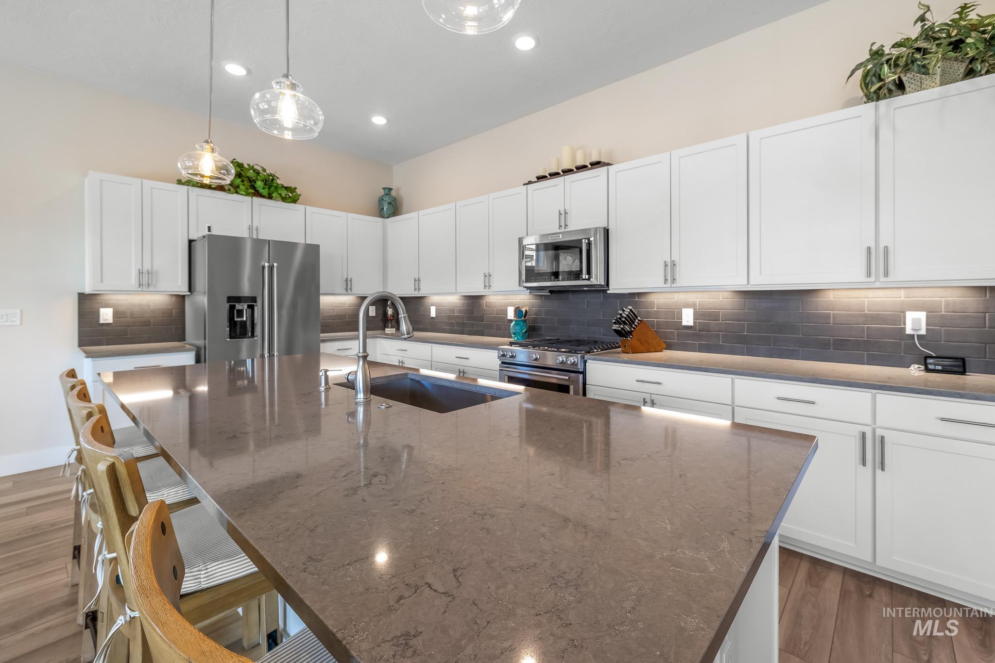 11977 W Bravery Ln, Kuna, Idaho 83634, 3 Bedrooms, 3 Bathrooms, Residential For Sale, Price $695,000, 98982033