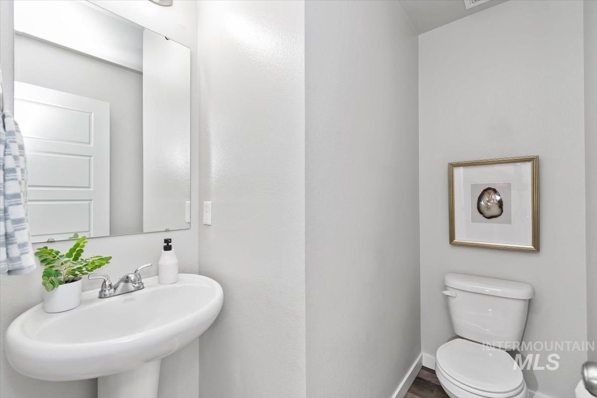 2949 NW 10th Ave, Meridian, Idaho 83646-3158, 4 Bedrooms, 2.5 Bathrooms, Residential For Sale, Price $546,900, 98982034