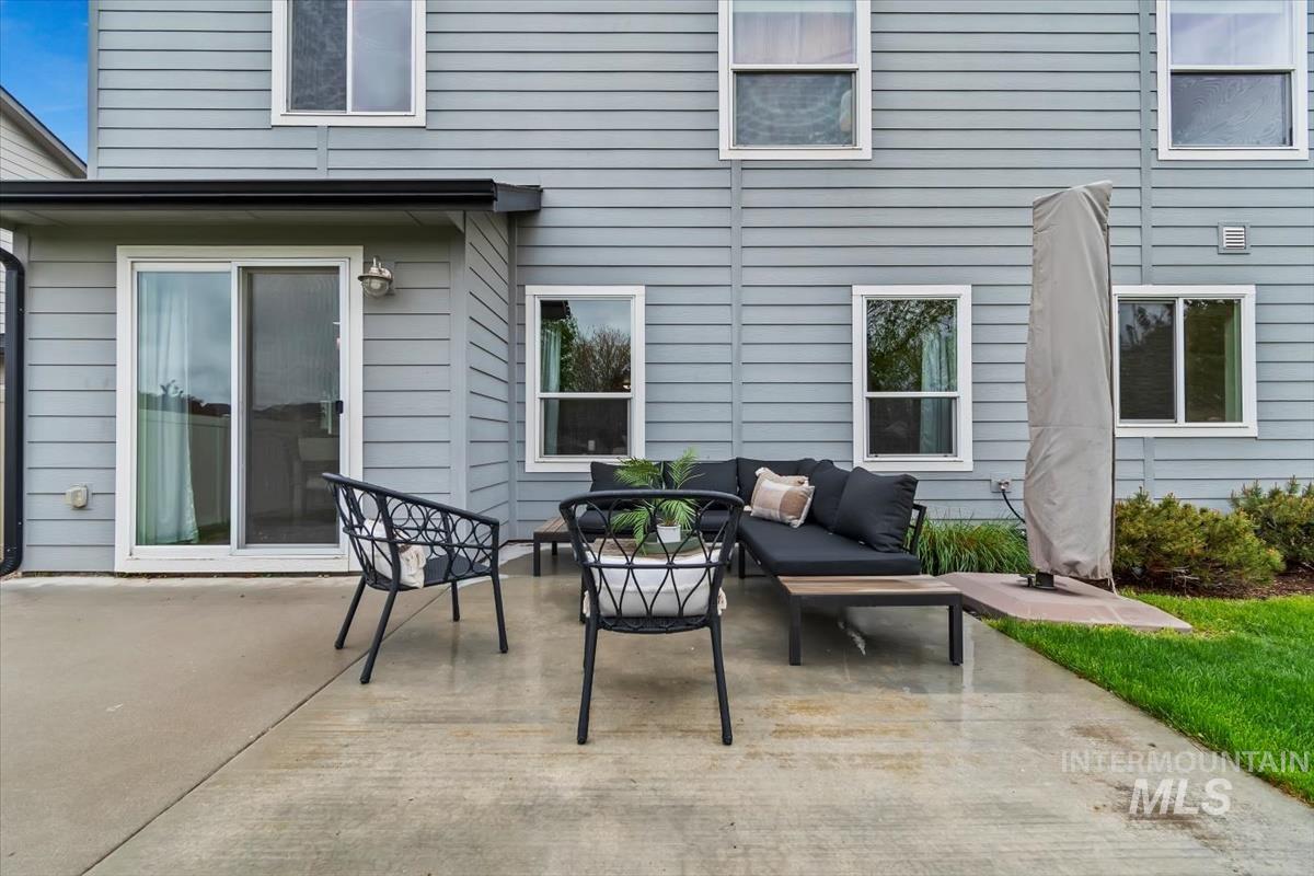 2949 NW 10th Ave, Meridian, Idaho 83646-3158, 4 Bedrooms, 2.5 Bathrooms, Residential For Sale, Price $546,900, 98982034