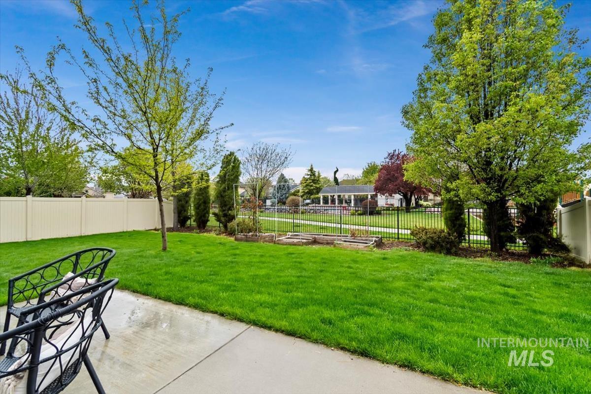 2949 NW 10th Ave, Meridian, Idaho 83646-3158, 4 Bedrooms, 2.5 Bathrooms, Residential For Sale, Price $546,900, 98982034