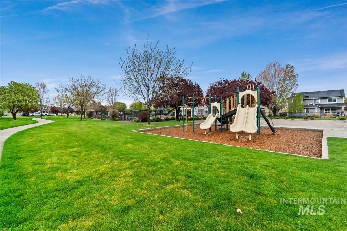 2949 NW 10th Ave, Meridian, Idaho 83646-3158, 4 Bedrooms, 2.5 Bathrooms, Residential For Sale, Price $546,900, 98982034