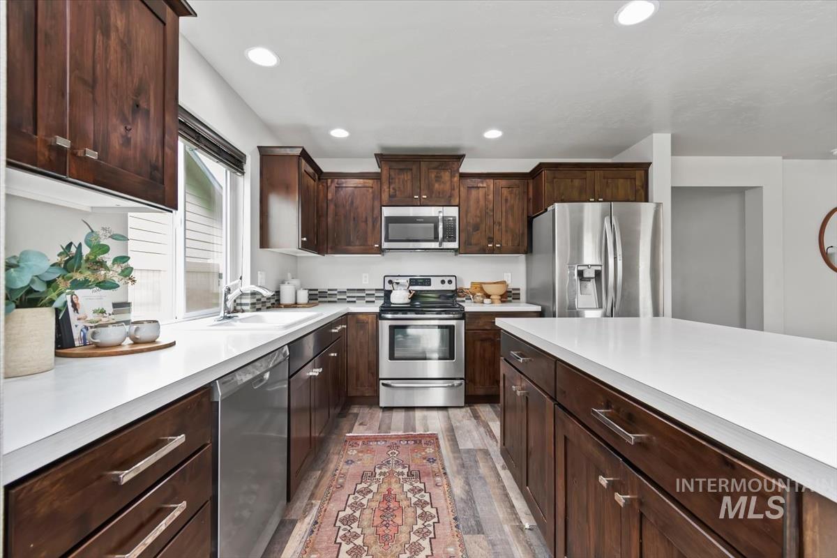 2949 NW 10th Ave, Meridian, Idaho 83646-3158, 4 Bedrooms, 2.5 Bathrooms, Residential For Sale, Price $546,900, 98982034