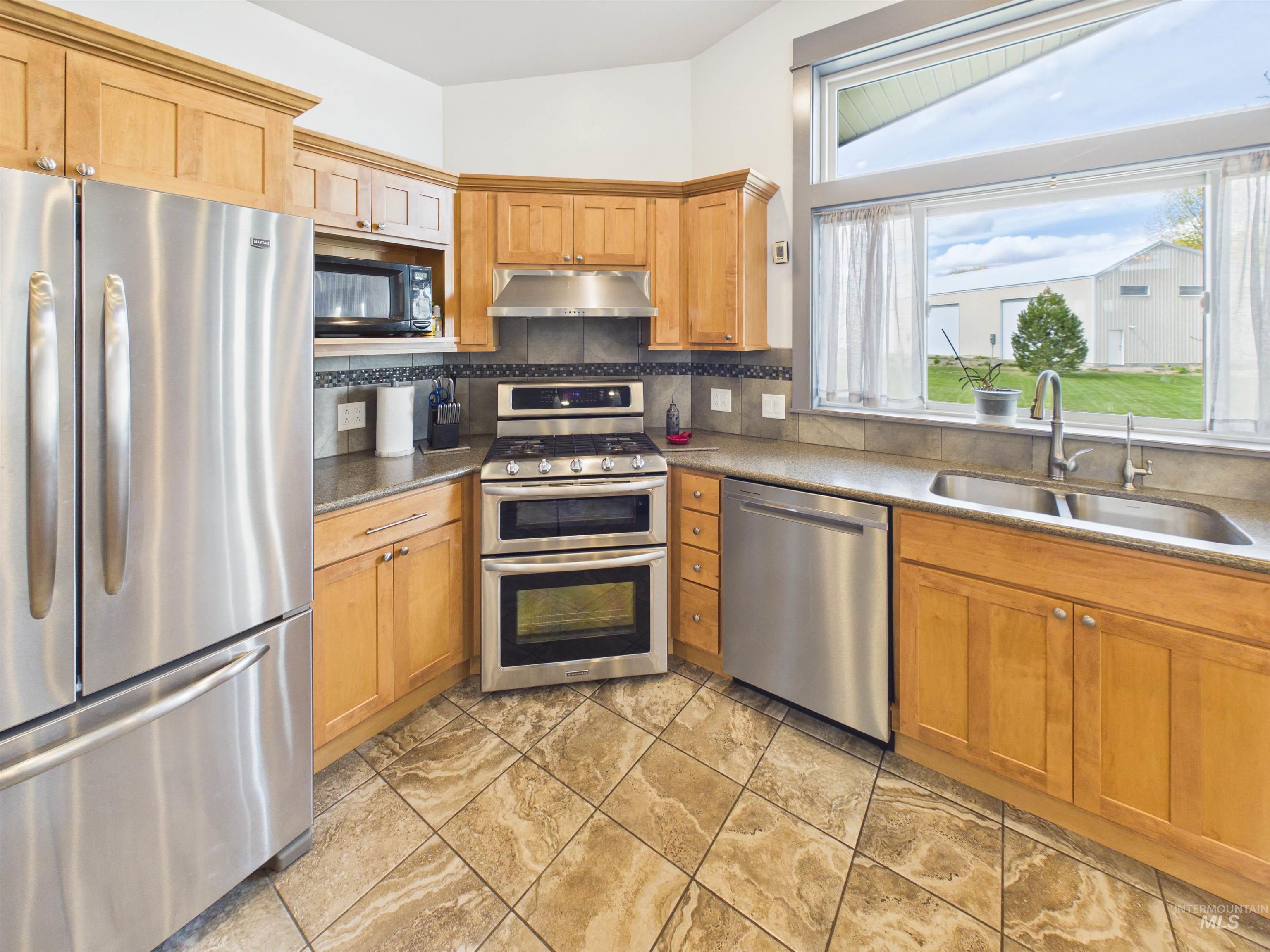 503 Heron Way, Rupert, Idaho 83350, 3 Bedrooms, 3 Bathrooms, Residential For Sale, Price $550,000, 98982036