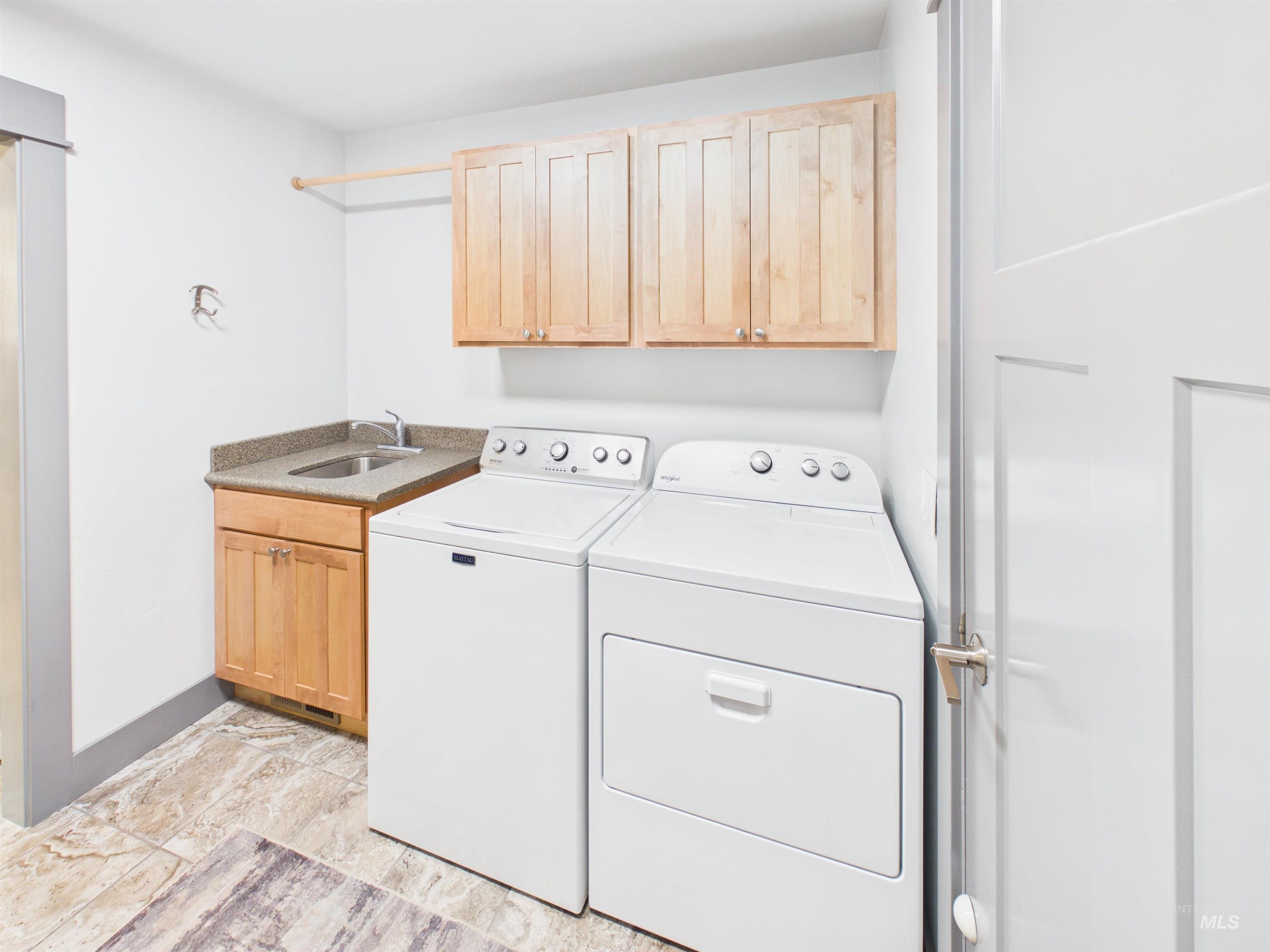 503 Heron Way, Rupert, Idaho 83350, 3 Bedrooms, 3 Bathrooms, Residential For Sale, Price $550,000, 98982036