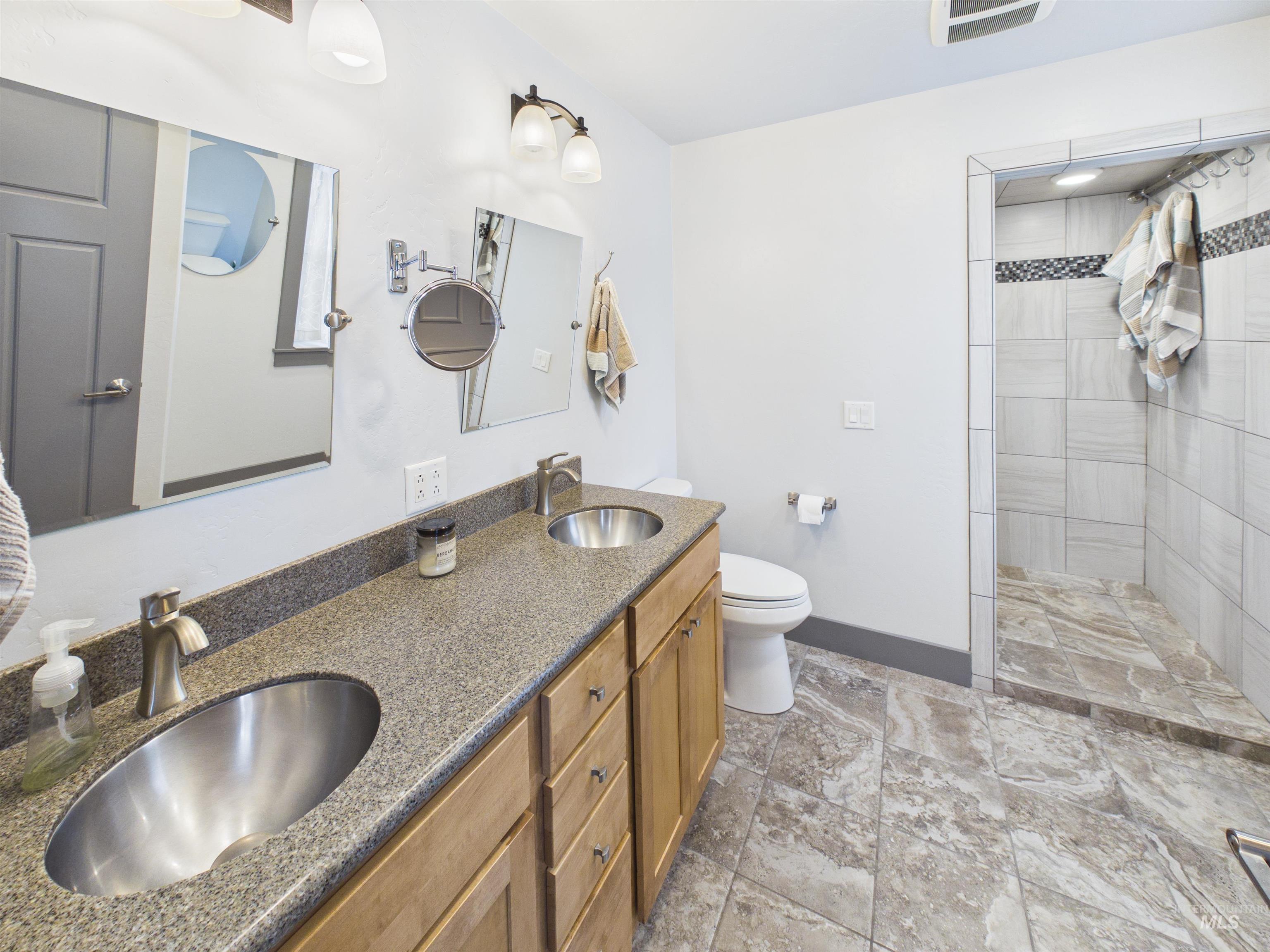 503 Heron Way, Rupert, Idaho 83350, 3 Bedrooms, 3 Bathrooms, Residential For Sale, Price $550,000, 98982036