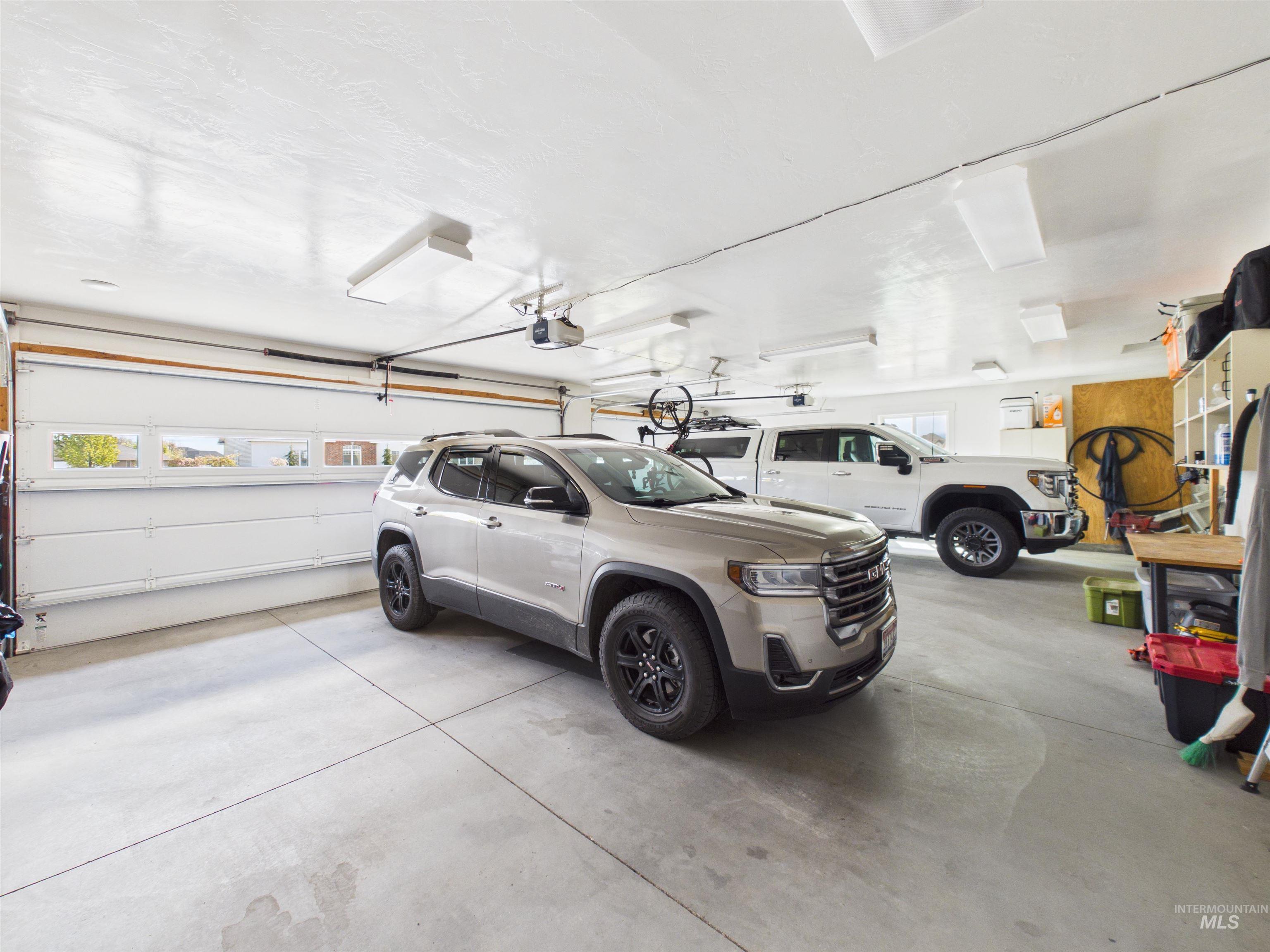 503 Heron Way, Rupert, Idaho 83350, 3 Bedrooms, 3 Bathrooms, Residential For Sale, Price $550,000, 98982036