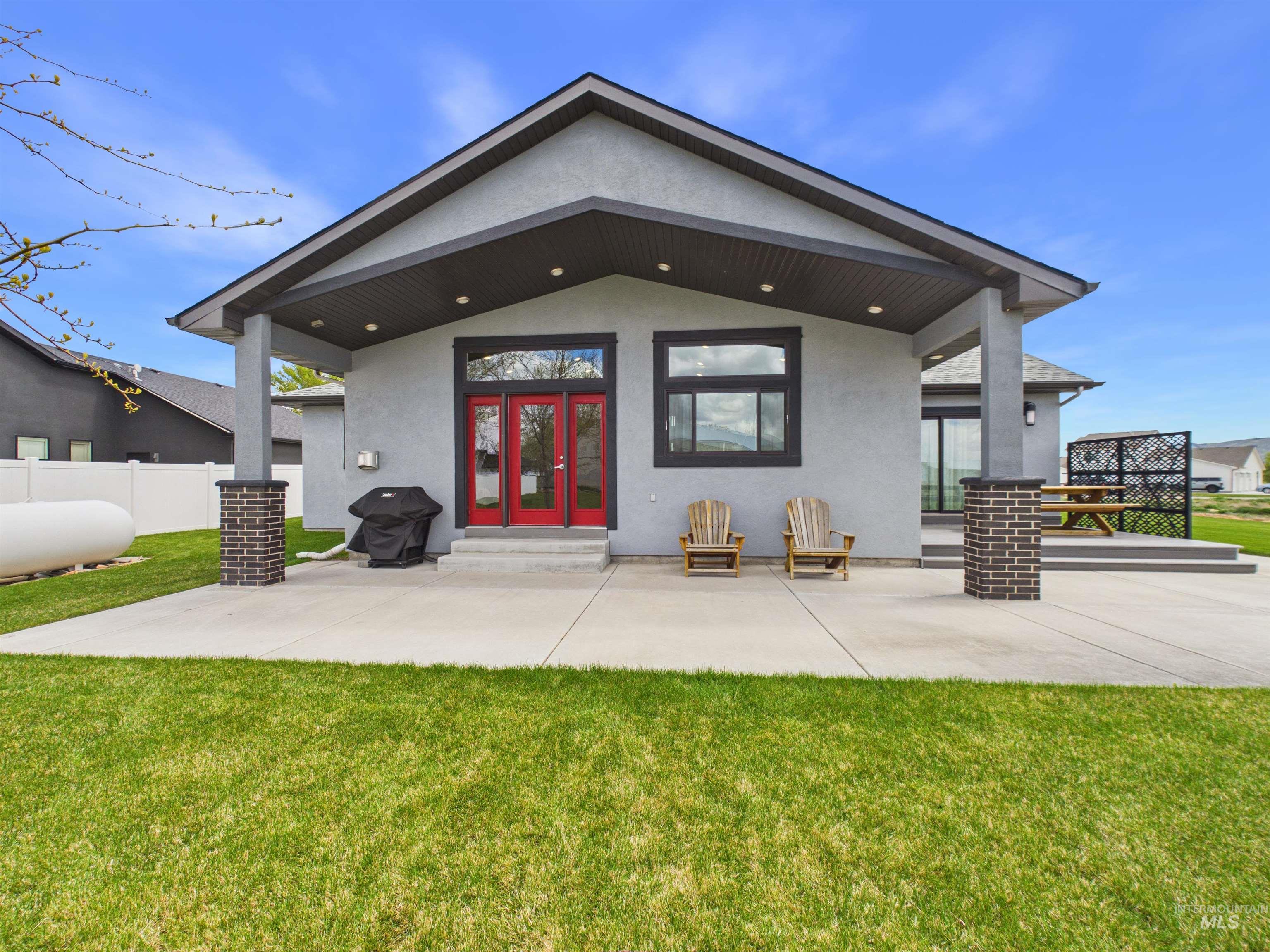 503 Heron Way, Rupert, Idaho 83350, 3 Bedrooms, 3 Bathrooms, Residential For Sale, Price $550,000, 98982036