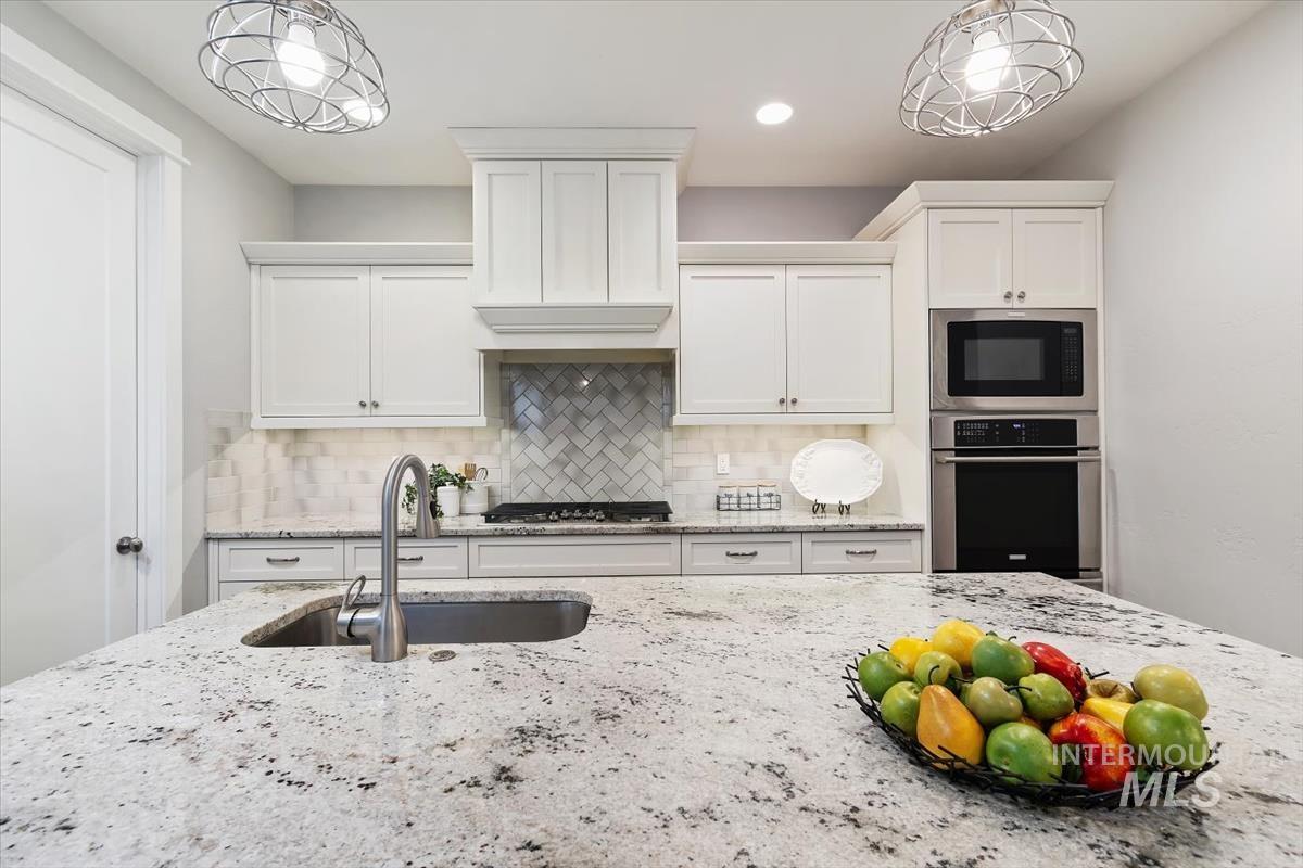 4495 E Timbersaw Dr, Boise, Idaho 83716, 4 Bedrooms, 2.5 Bathrooms, Residential For Sale, Price $899,900, 98982037