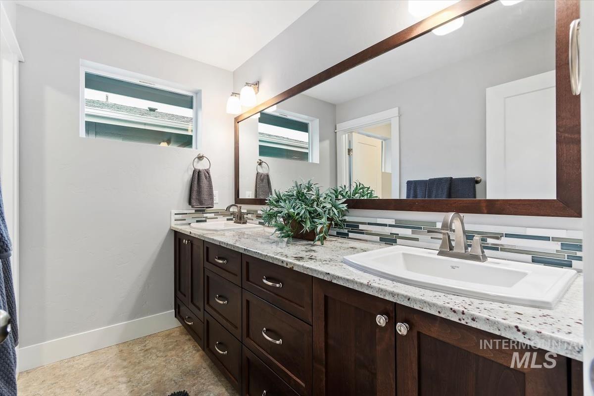 4495 E Timbersaw Dr, Boise, Idaho 83716, 4 Bedrooms, 2.5 Bathrooms, Residential For Sale, Price $899,900, 98982037