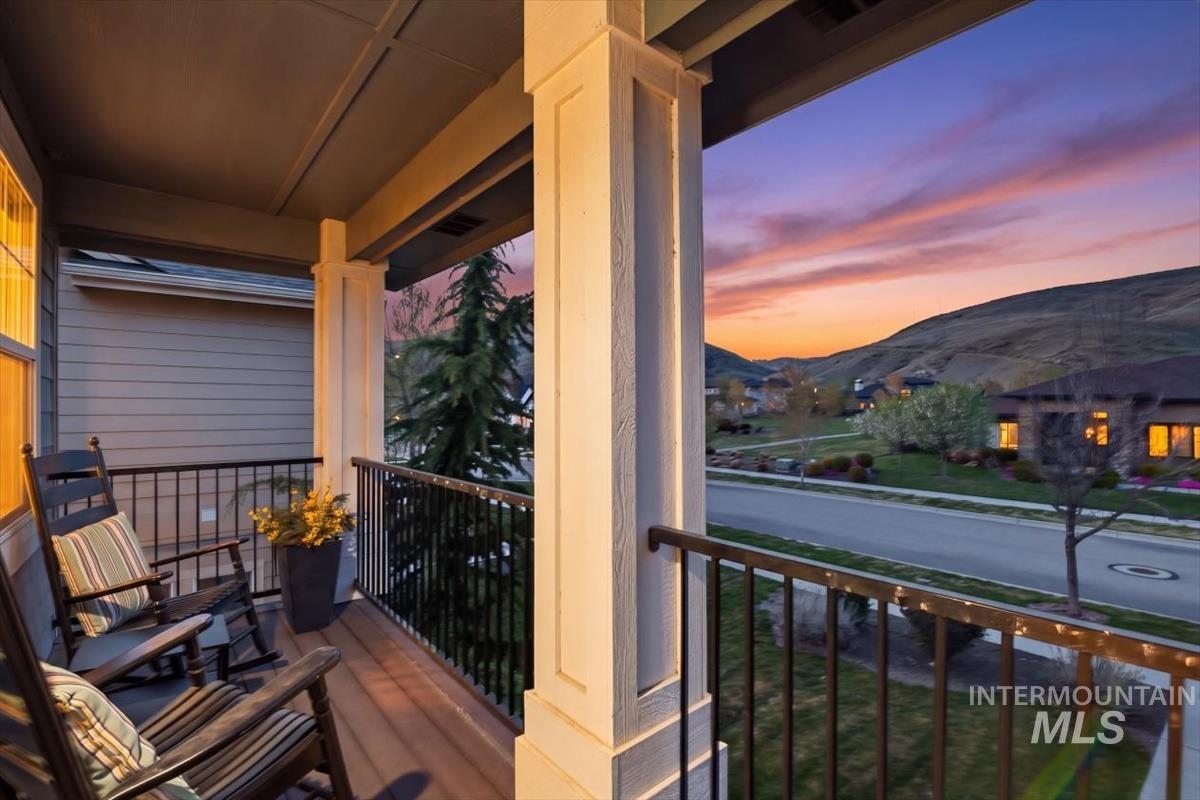 4495 E Timbersaw Dr, Boise, Idaho 83716, 4 Bedrooms, 2.5 Bathrooms, Residential For Sale, Price $899,900, 98982037