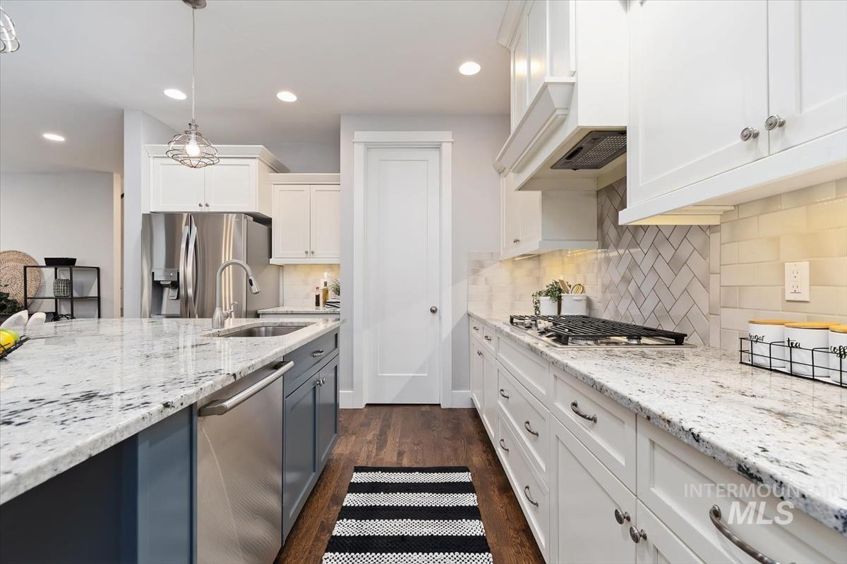 4495 E Timbersaw Dr, Boise, Idaho 83716, 4 Bedrooms, 2.5 Bathrooms, Residential For Sale, Price $899,900, 98982037