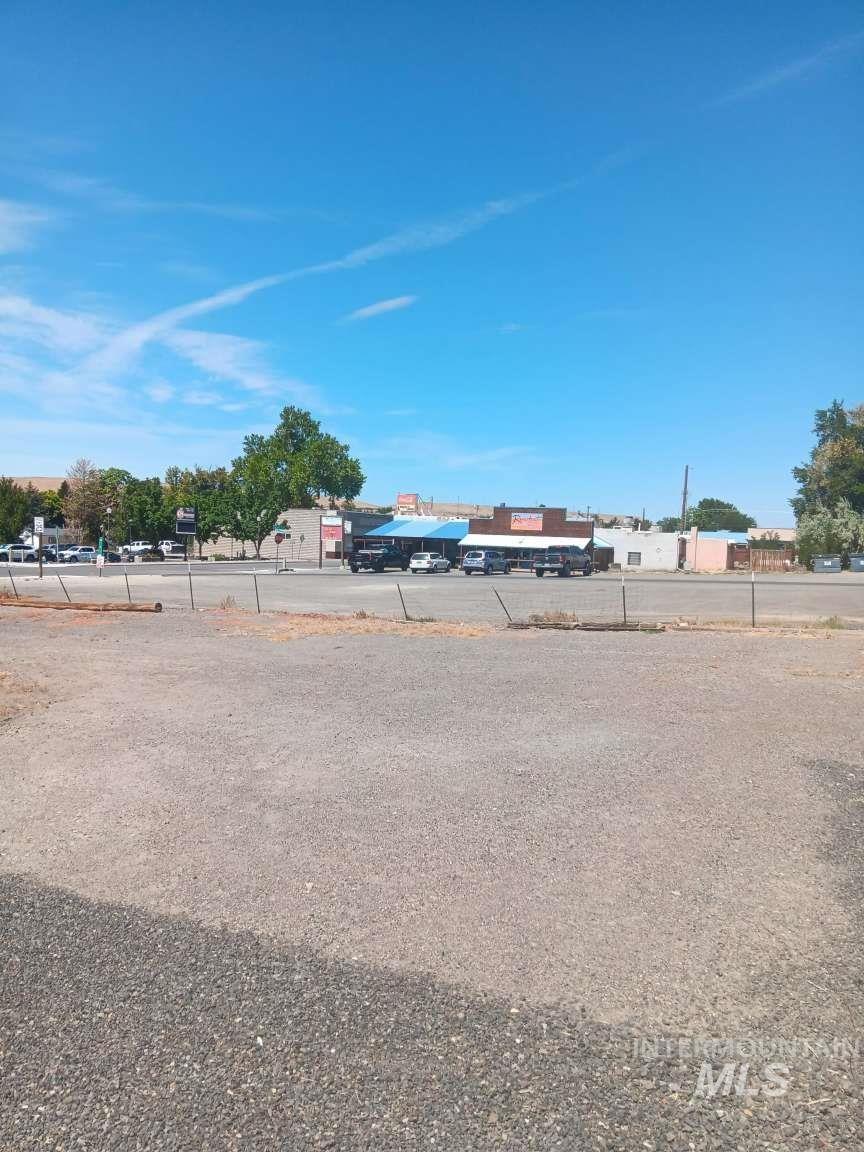 269 S State St, Hagerman, Idaho 83332, 1 Bedroom, 2 Bathrooms, Residential For Sale, Price $389,000, 98982039