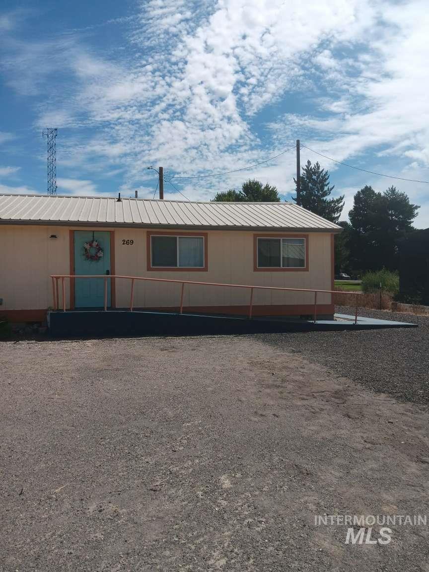 269 S State St, Hagerman, Idaho 83332, 1 Bedroom, 2 Bathrooms, Residential For Sale, Price $389,000, 98982039