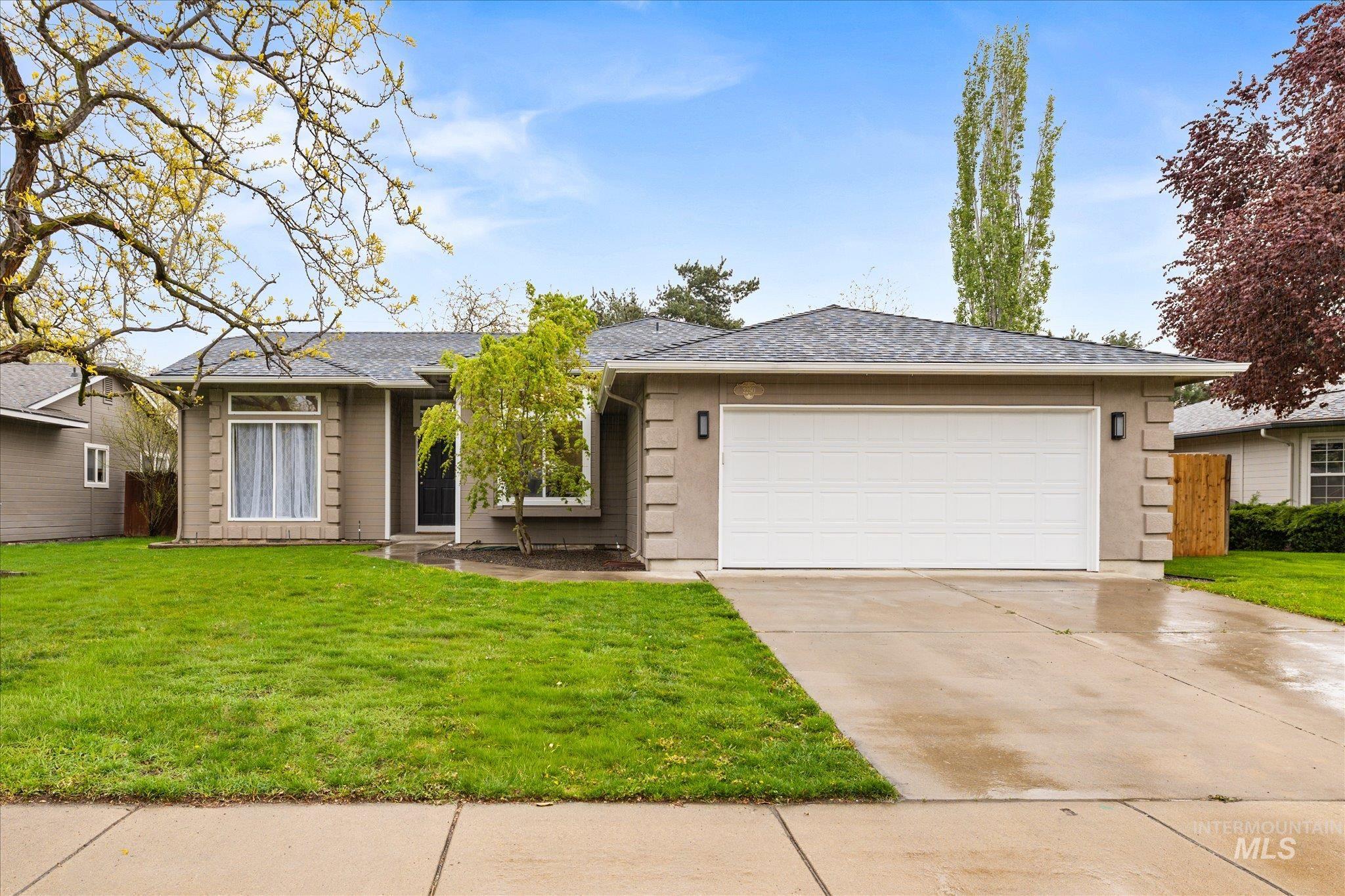 2250 N Amethyst, Meridian, Idaho 83646-0000, 3 Bedrooms, 2 Bathrooms, Residential For Sale, Price $494,000, 98982043