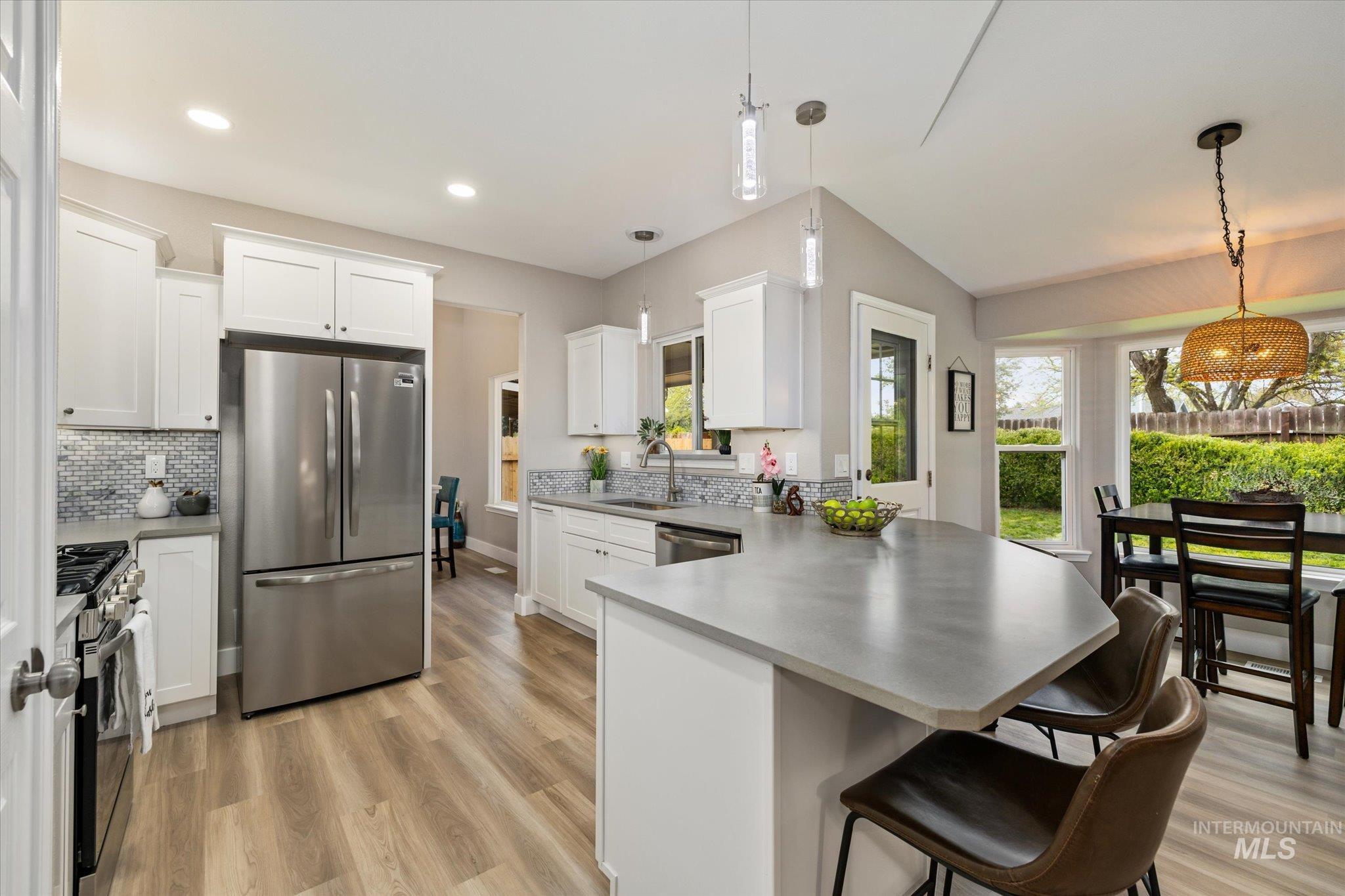 2250 N Amethyst, Meridian, Idaho 83646-0000, 3 Bedrooms, 2 Bathrooms, Residential For Sale, Price $494,000, 98982043