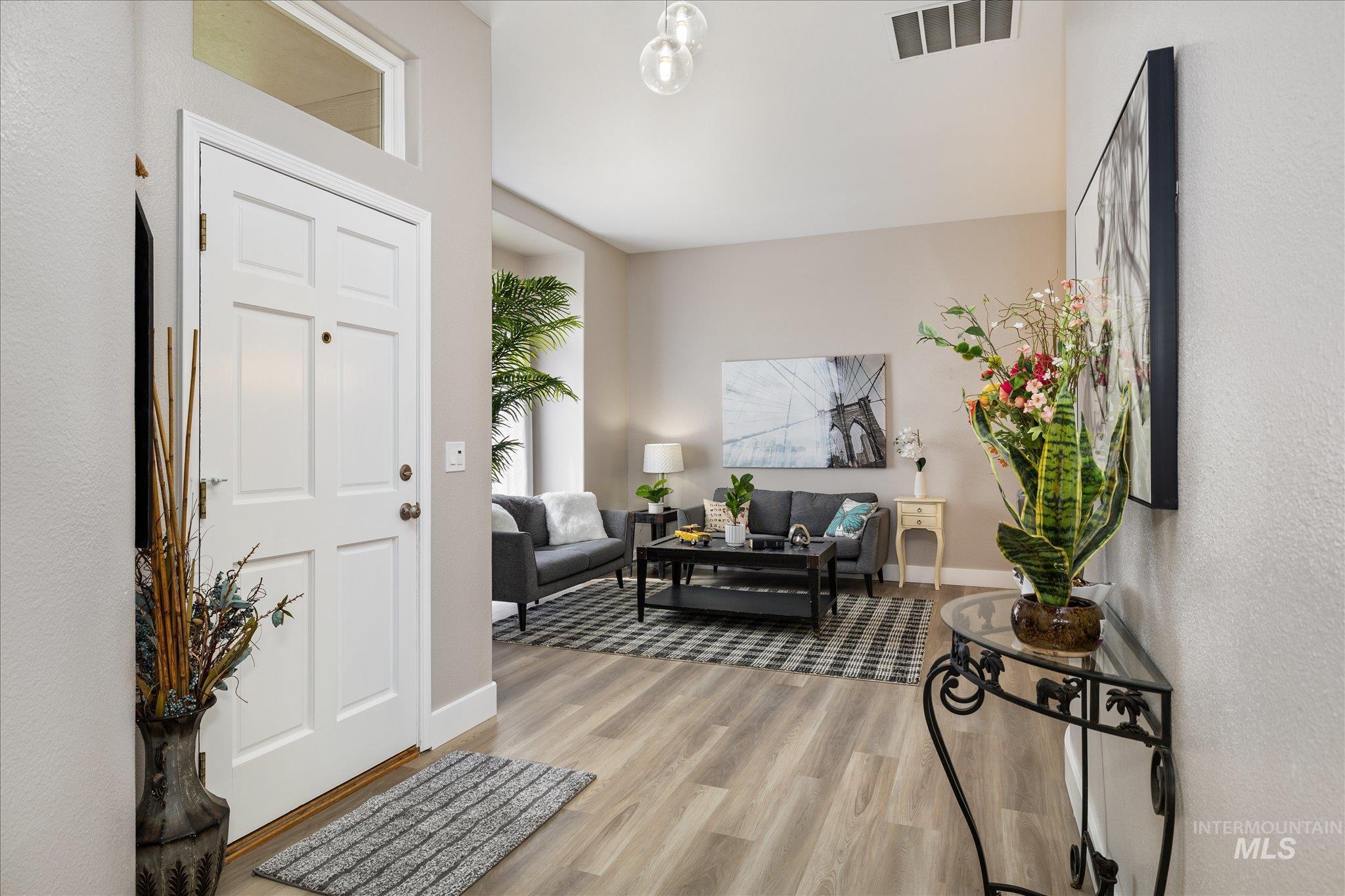 2250 N Amethyst, Meridian, Idaho 83646-0000, 3 Bedrooms, 2 Bathrooms, Residential For Sale, Price $494,000, 98982043