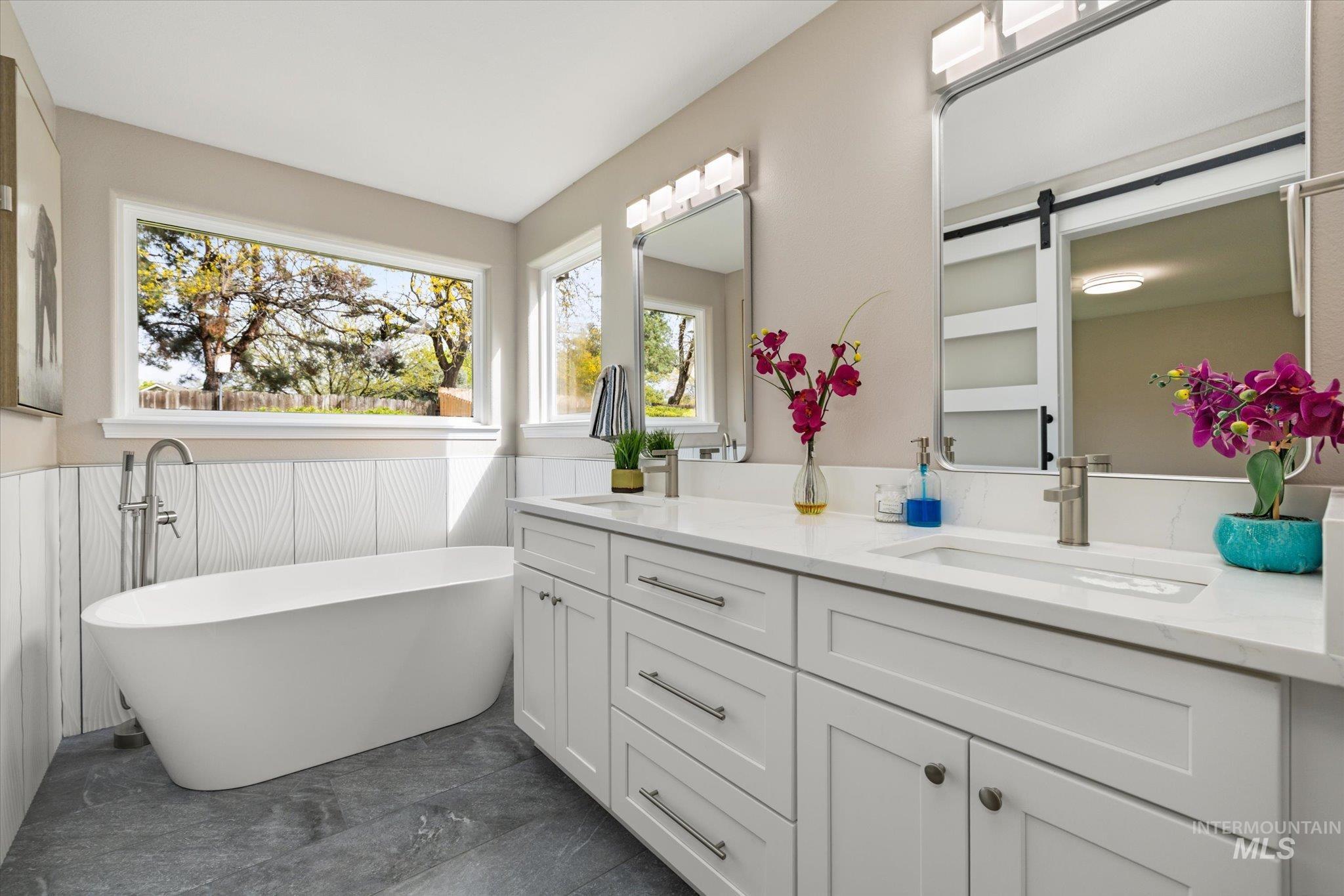 2250 N Amethyst, Meridian, Idaho 83646-0000, 3 Bedrooms, 2 Bathrooms, Residential For Sale, Price $494,000, 98982043